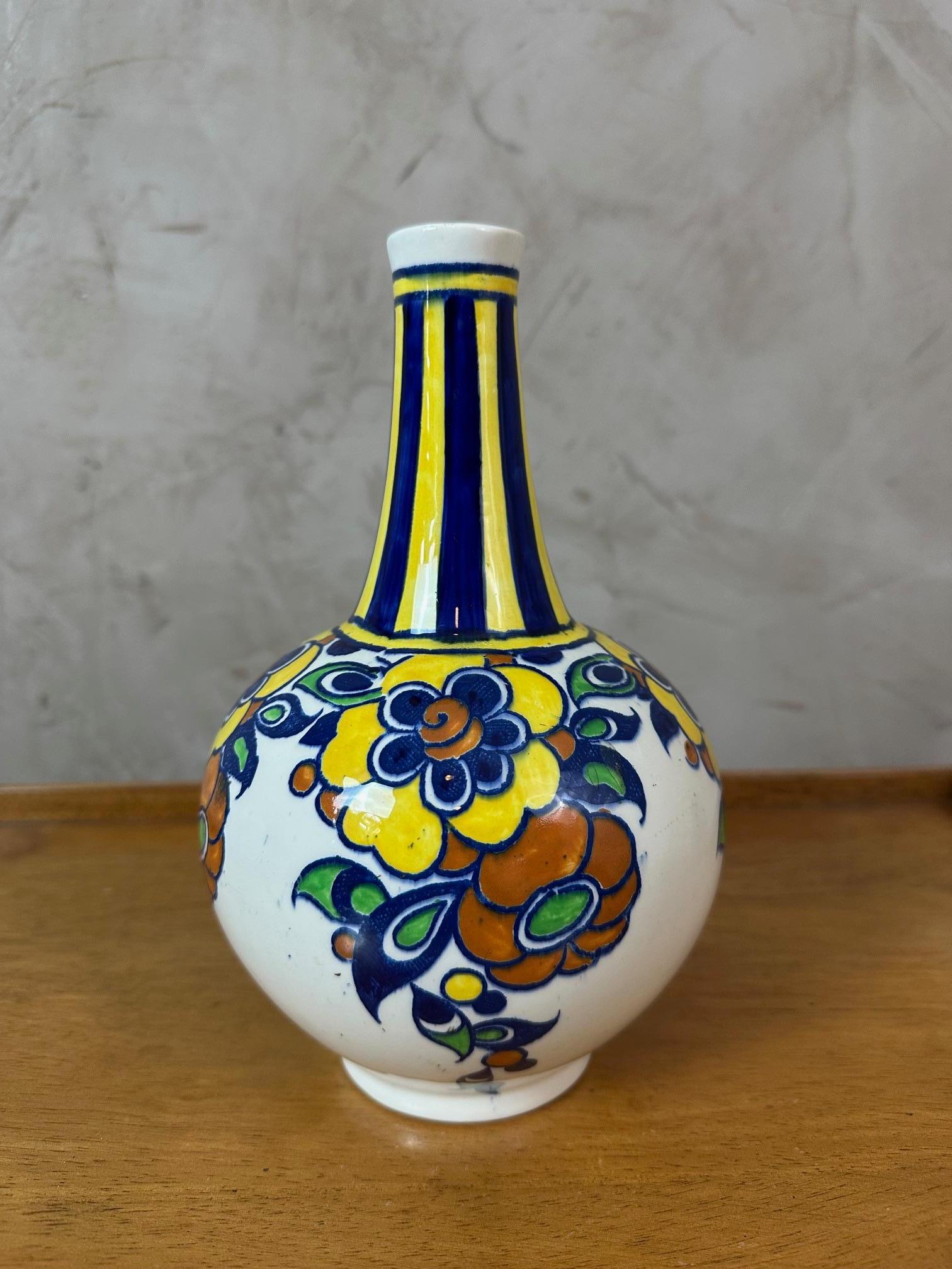 Francese Vaso in ceramica policroma del XX secolo di Charles Catteau, anni 1926 in vendita