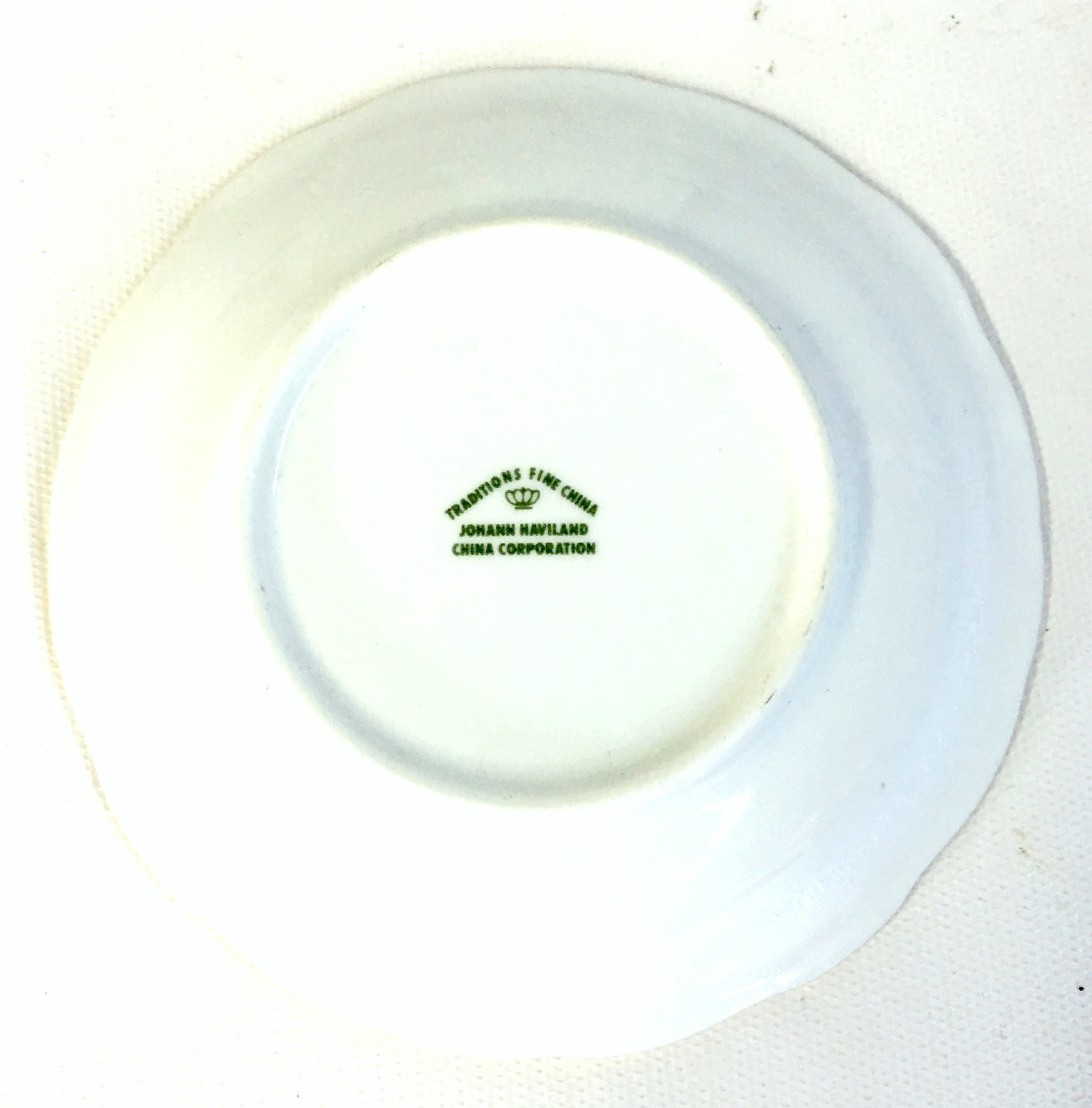 20th Century Porcelain & 22-Karat Gold Dinnerware 