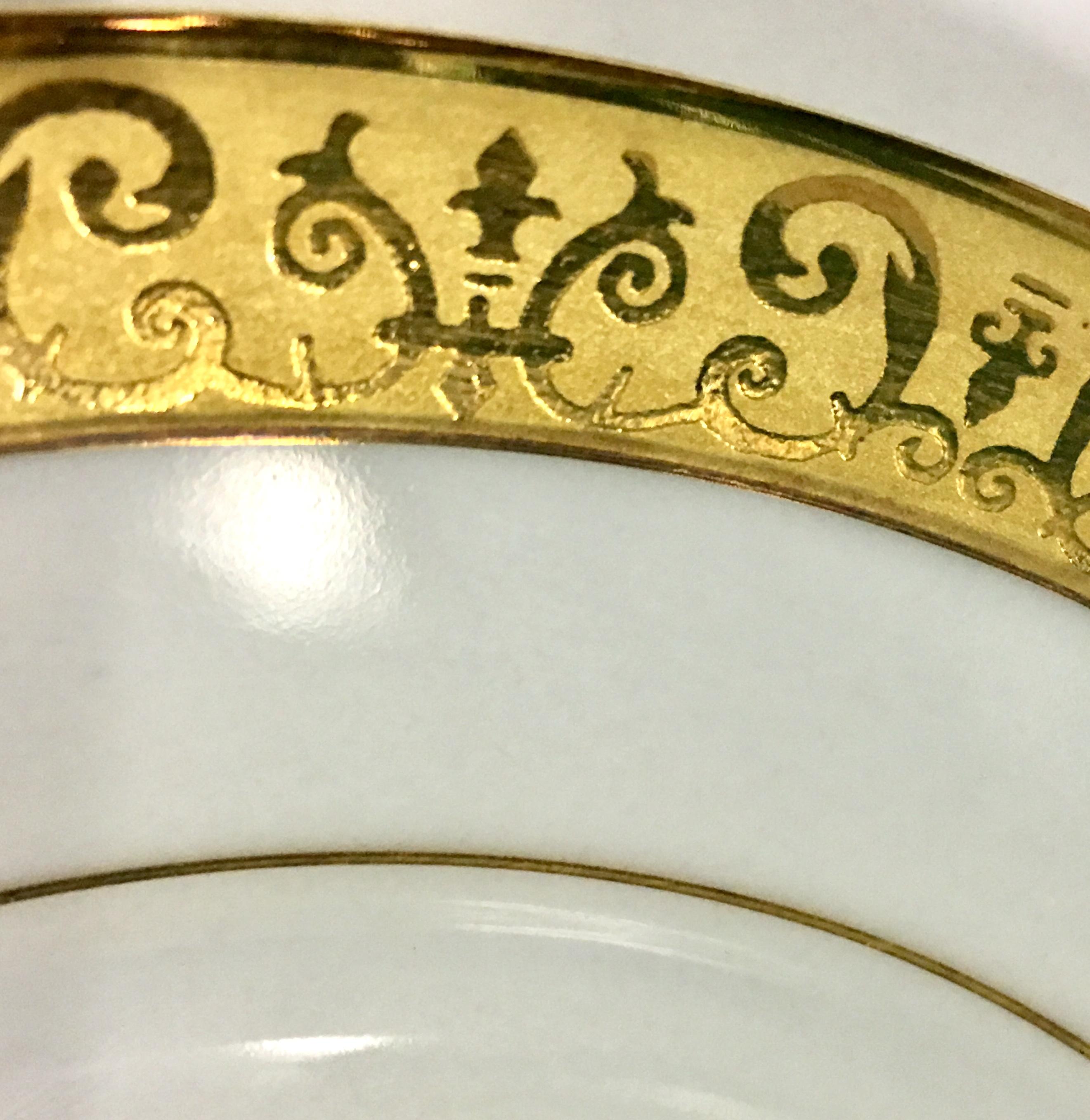 20th Century Porcelain & 22-Karat Gold Dinnerware S/13 By, Royal Gallery 3