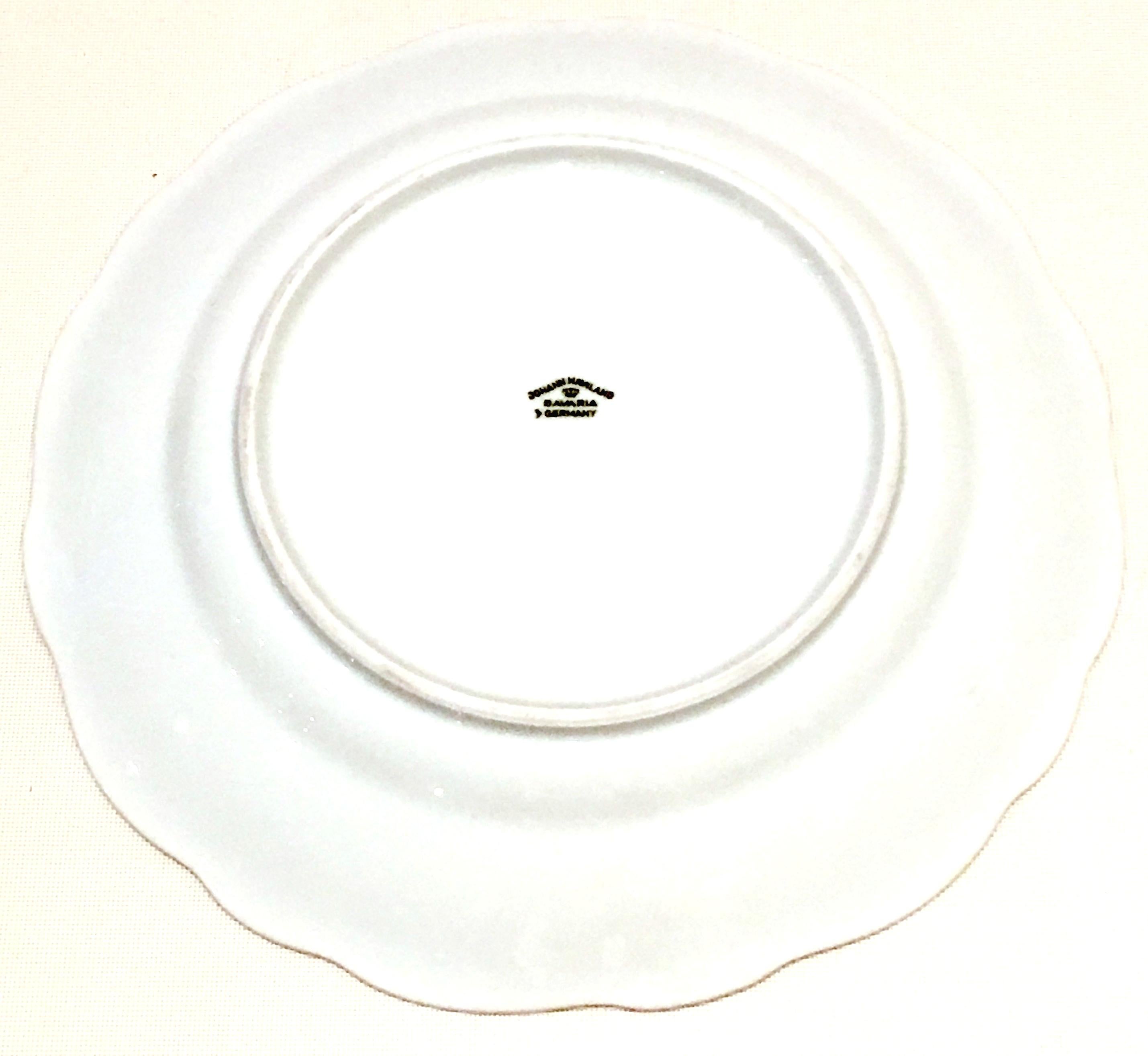20th Century Porcelain and Platinum German Dinnerware S/25 By, Haviland 4