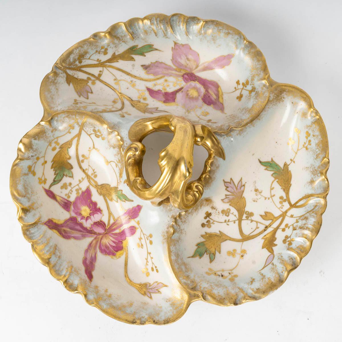 French 20th Century Porcelain Bowl and Aperitif Stand, Napoleon III Style. For Sale