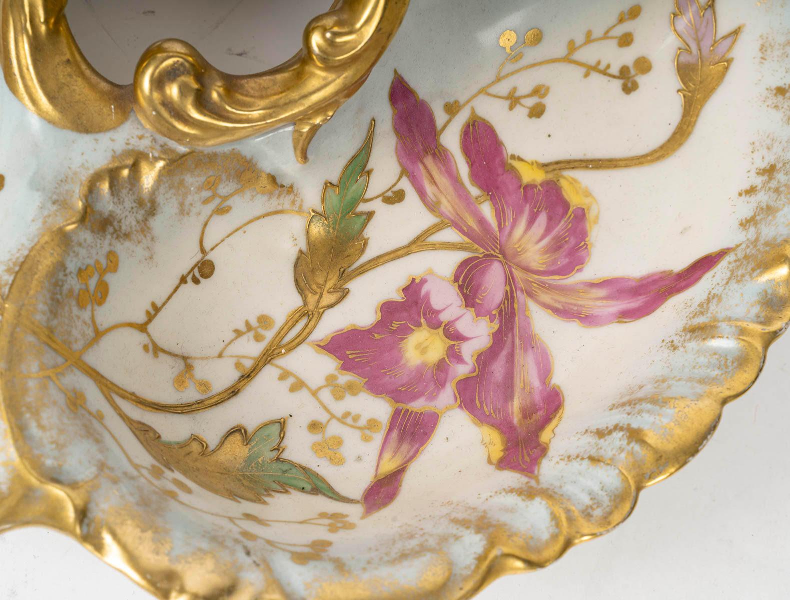 20th Century Porcelain Bowl and Aperitif Stand, Napoleon III Style. For Sale 3