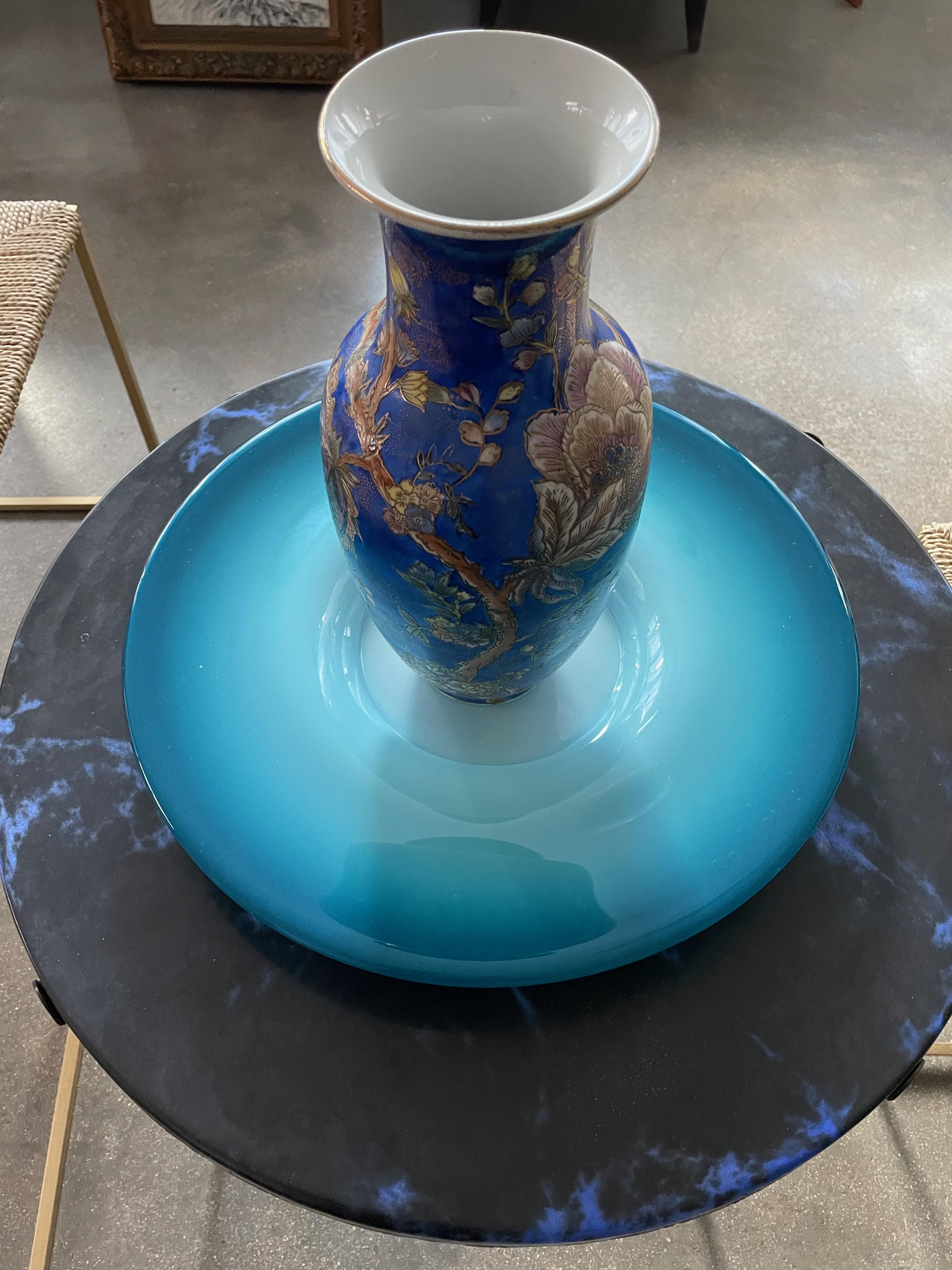 Chinesische Vintage-Vase aus blauem Porzellan im Angebot 2