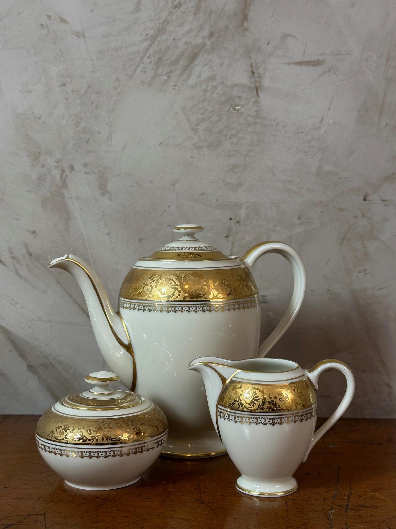 German 20th century Porcelain Coffee Set by Thomas Ivory Bavaria, 1950s For Sale