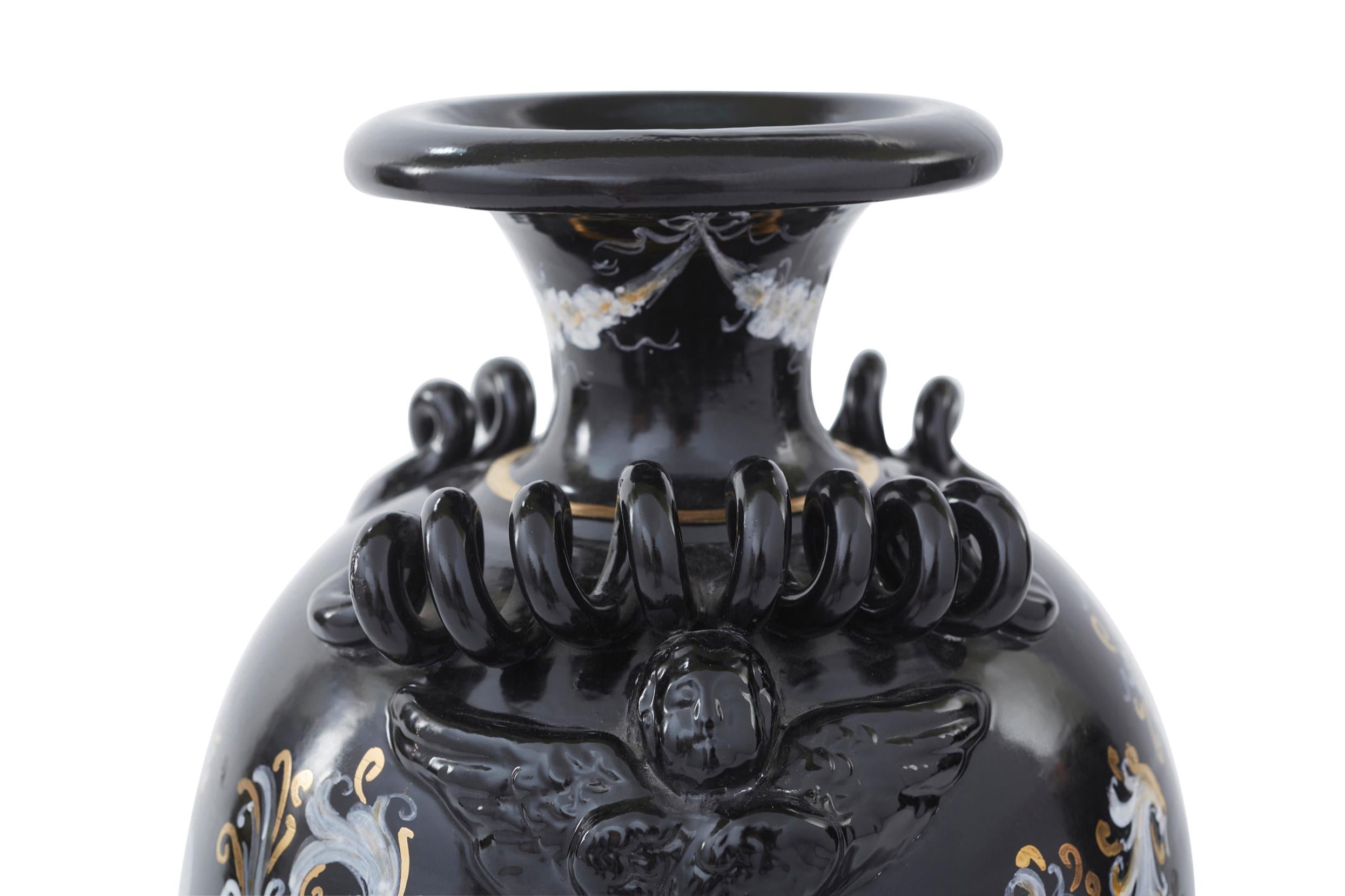 20th Century Porcelain Decorative Piece / Vase For Sale 3