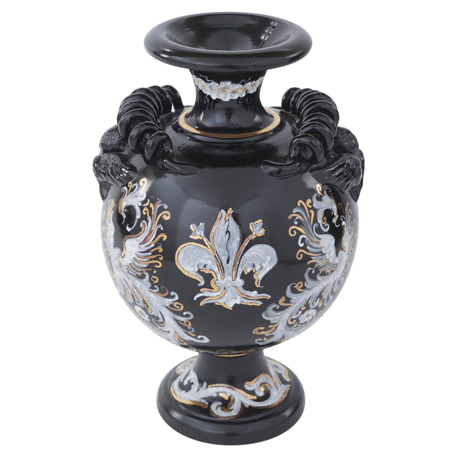 Dekoratives Stück / Vase aus Porzellan des 20. Jahrhunderts