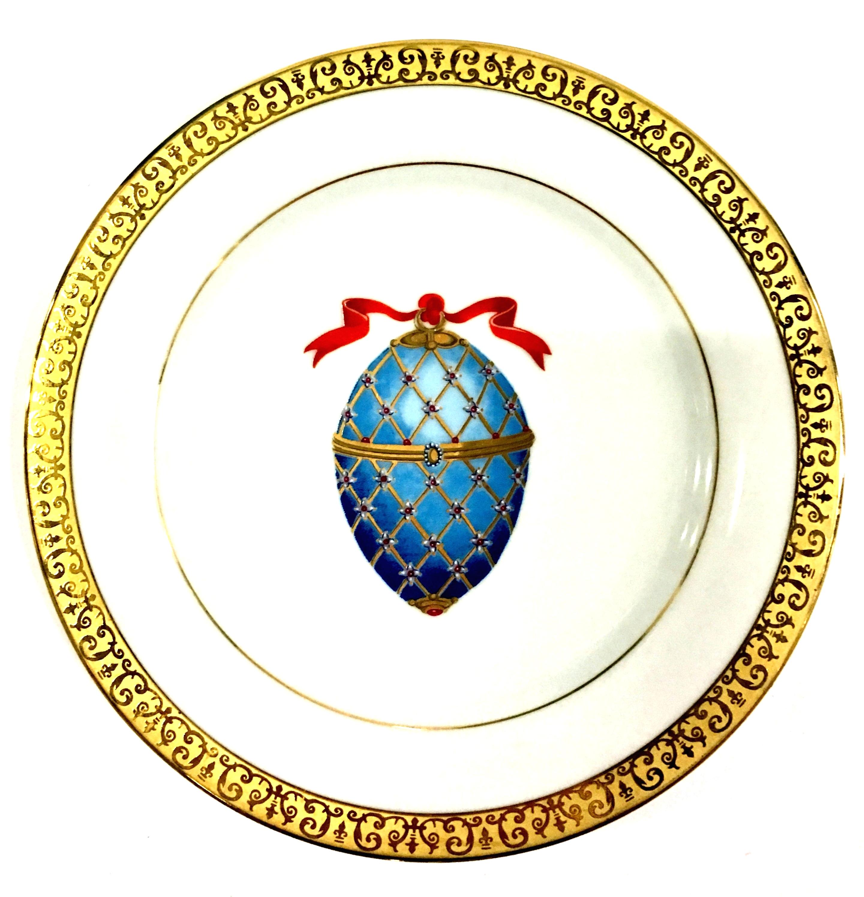 20th Century Porcelain Hand-Painted 22-Karat Gold Salad-Dessert Plates S/6 1