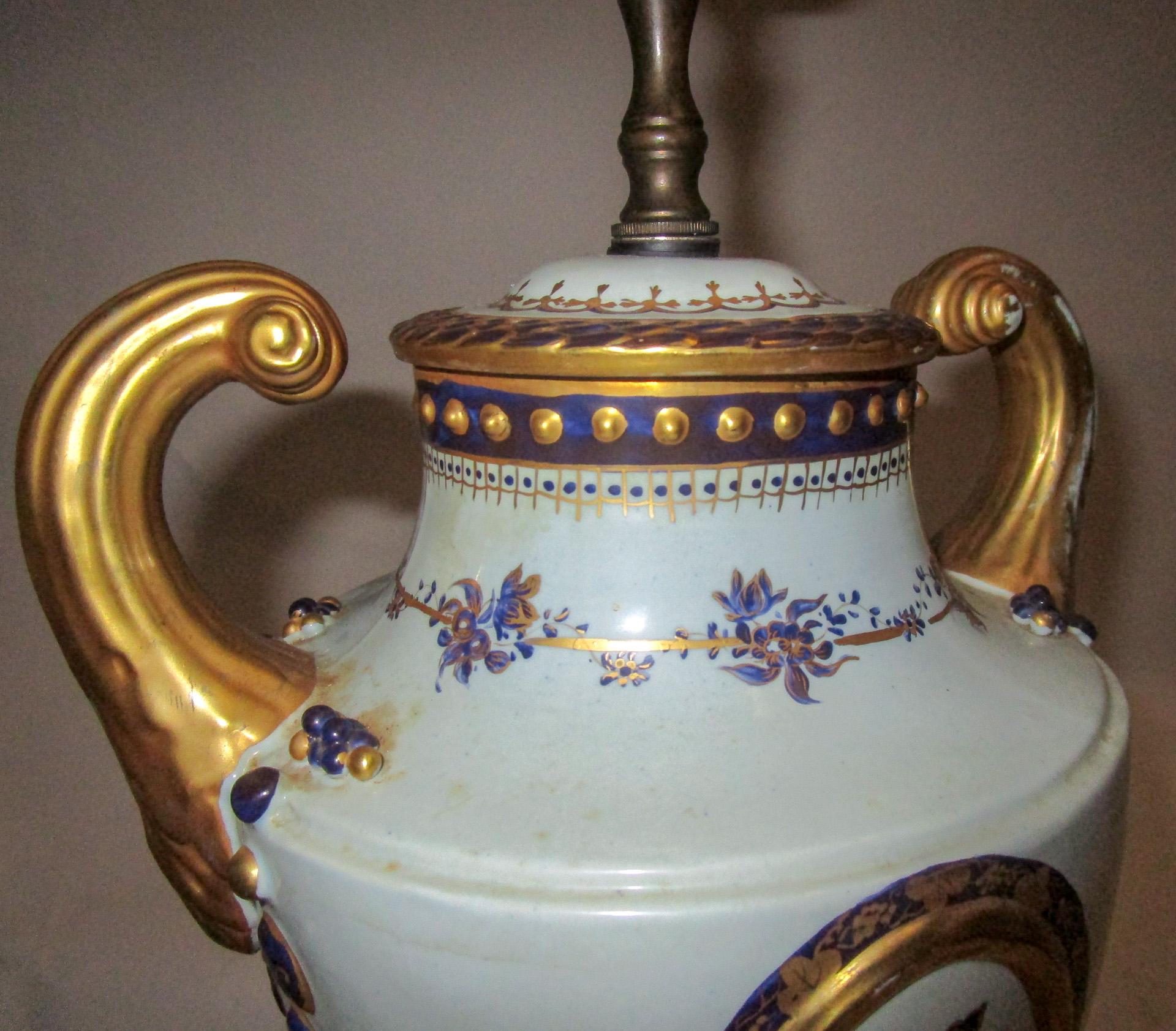 italien Paire de lampes en porcelaine du XXe siècle par Mottahedeh en vente