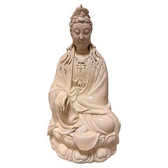 Porzellanstatue des 20. Jahrhunderts von Guan Yin, auch bekannt als Kwan Yin