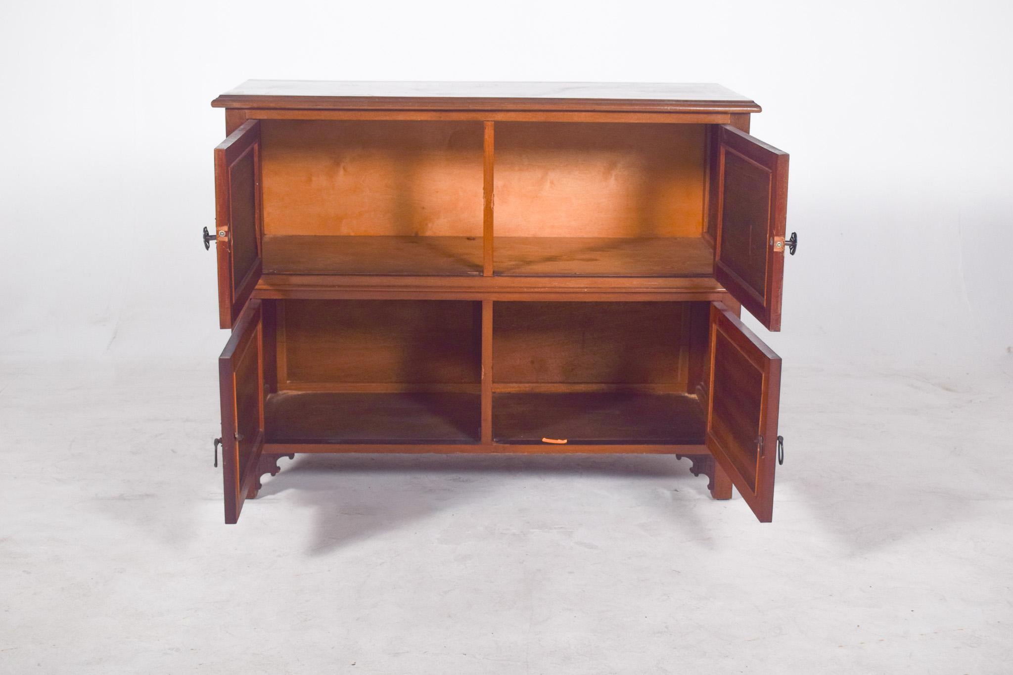 Portugiesischer Schrank aus Holz des 20. im Angebot 2