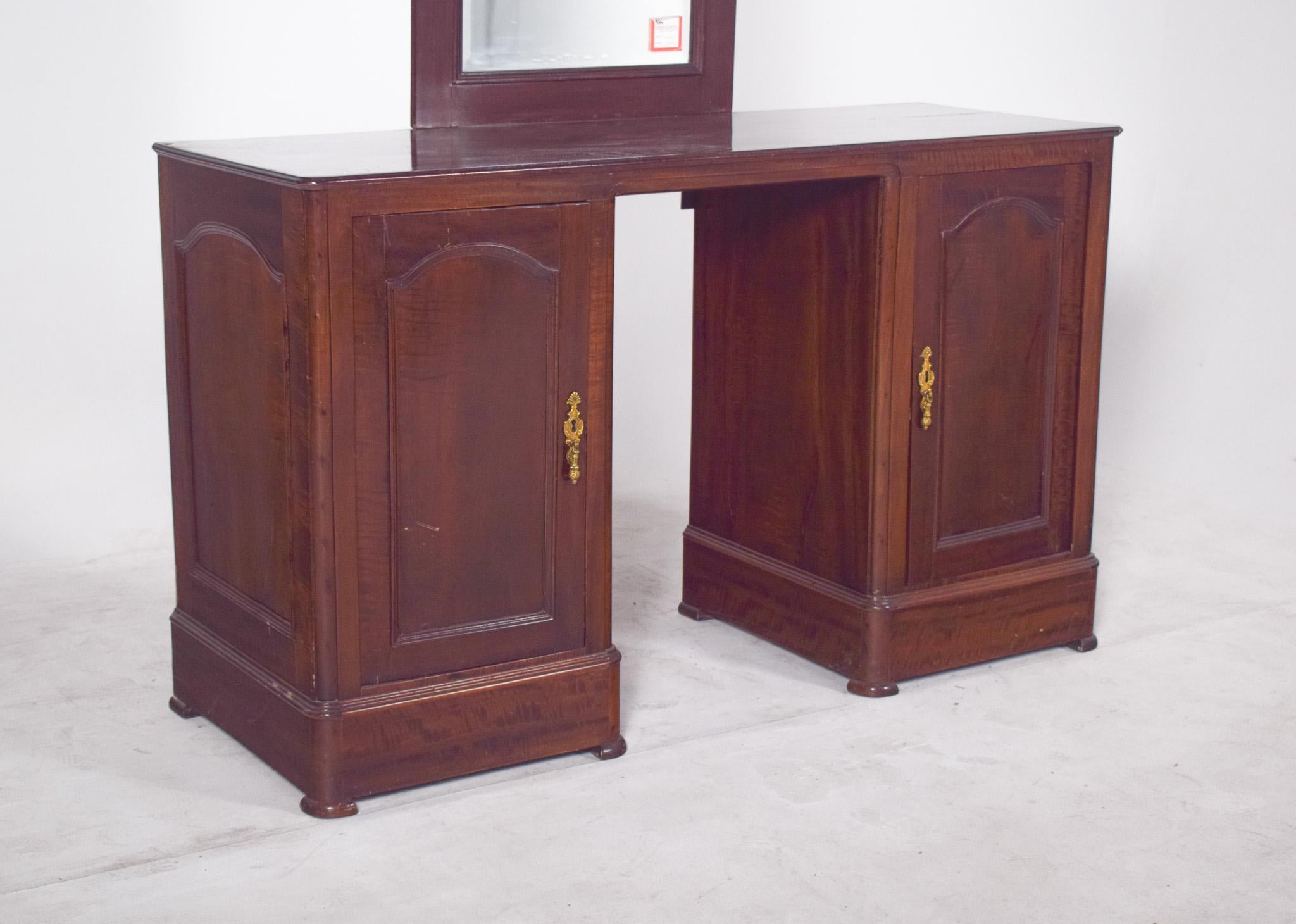 20th Century Portuguese Dressing Table with Mirror In Good Condition For Sale In Lisboa, Lisboa