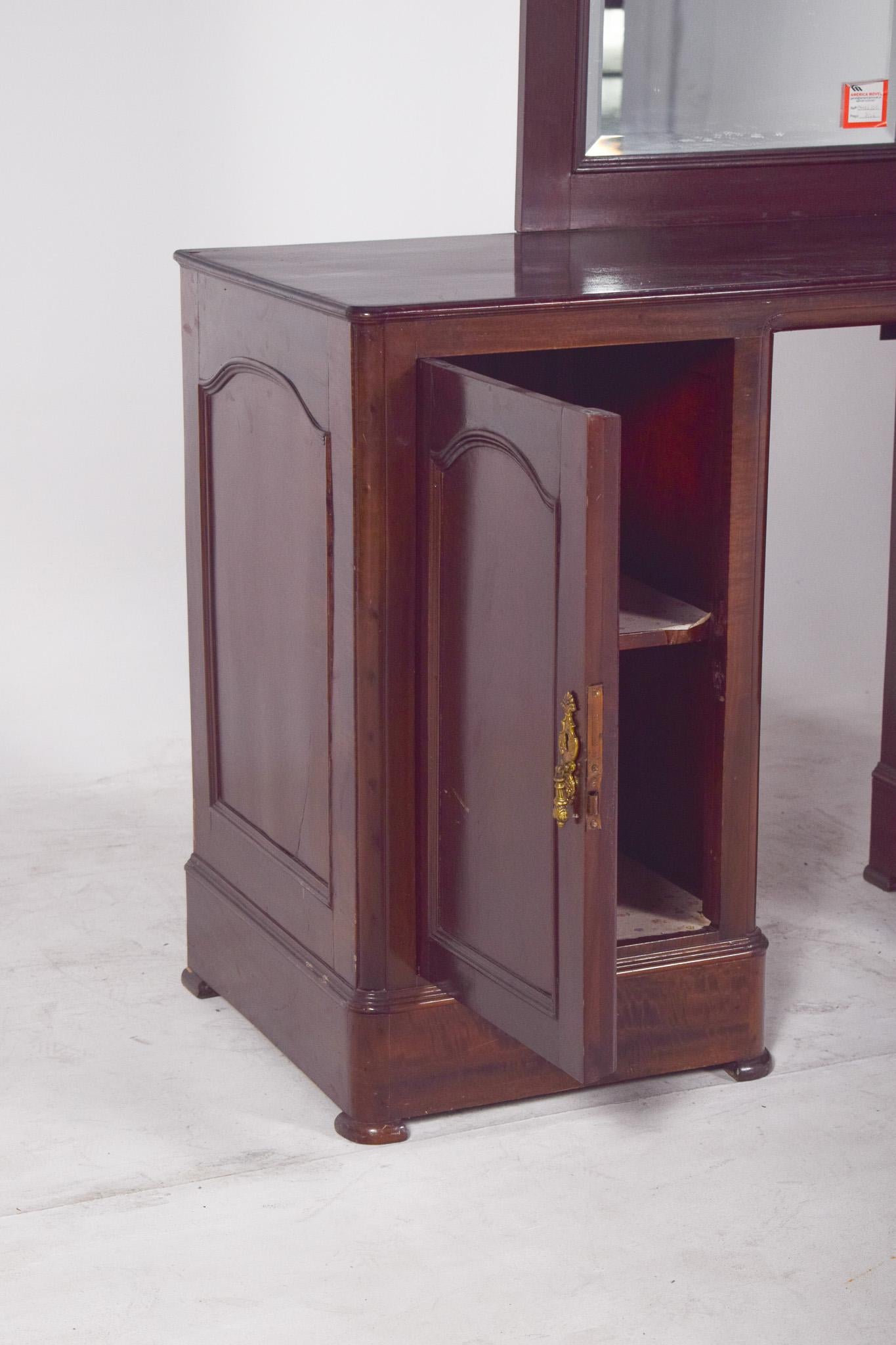 20th Century Portuguese Dressing Table with Mirror For Sale 4