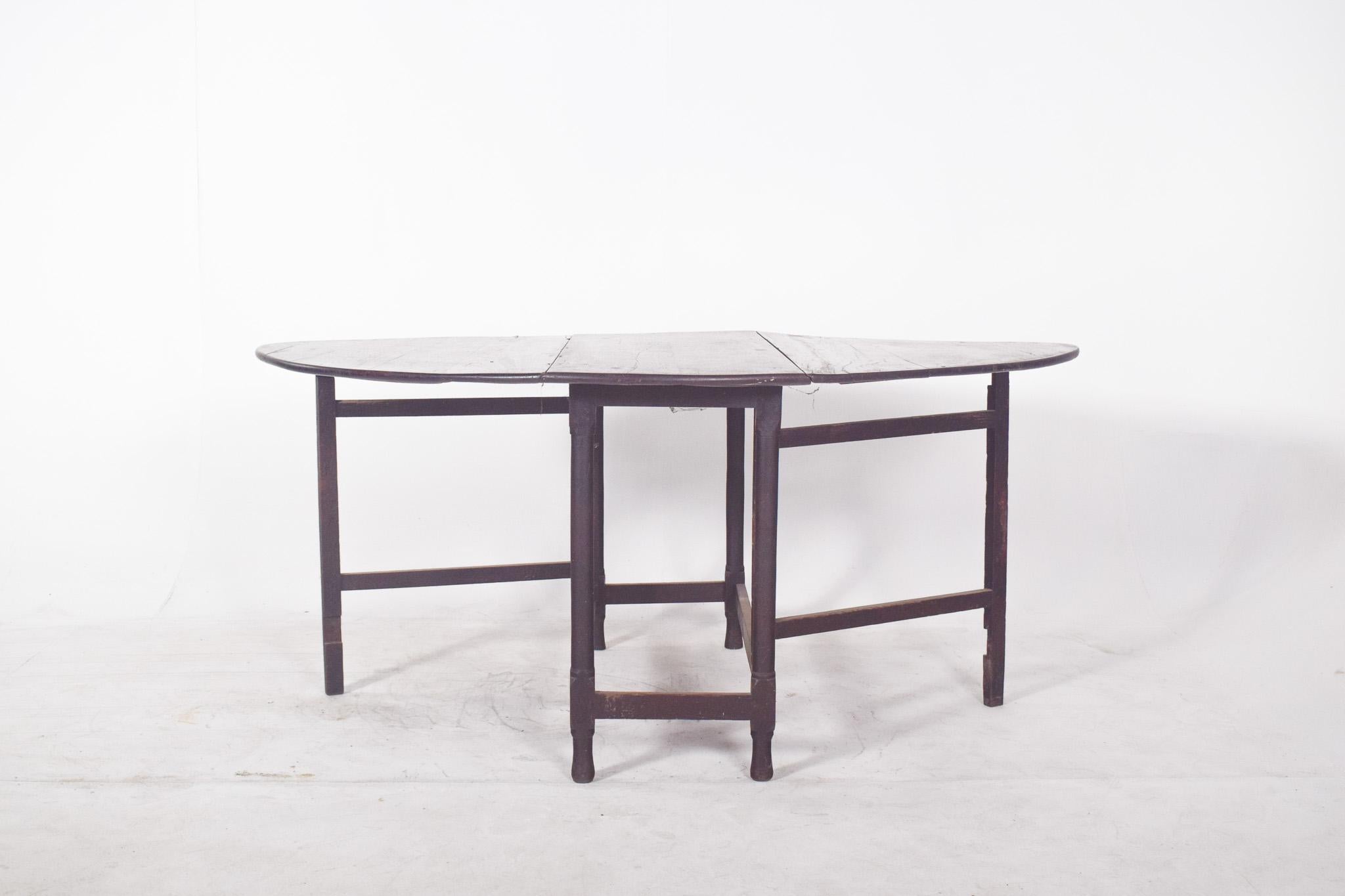 20th Century Portuguese Flip Flap Oval-Top Table For Sale 2