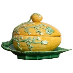 Zuppiera portoghese a forma di melone in ceramica del XX secolo
