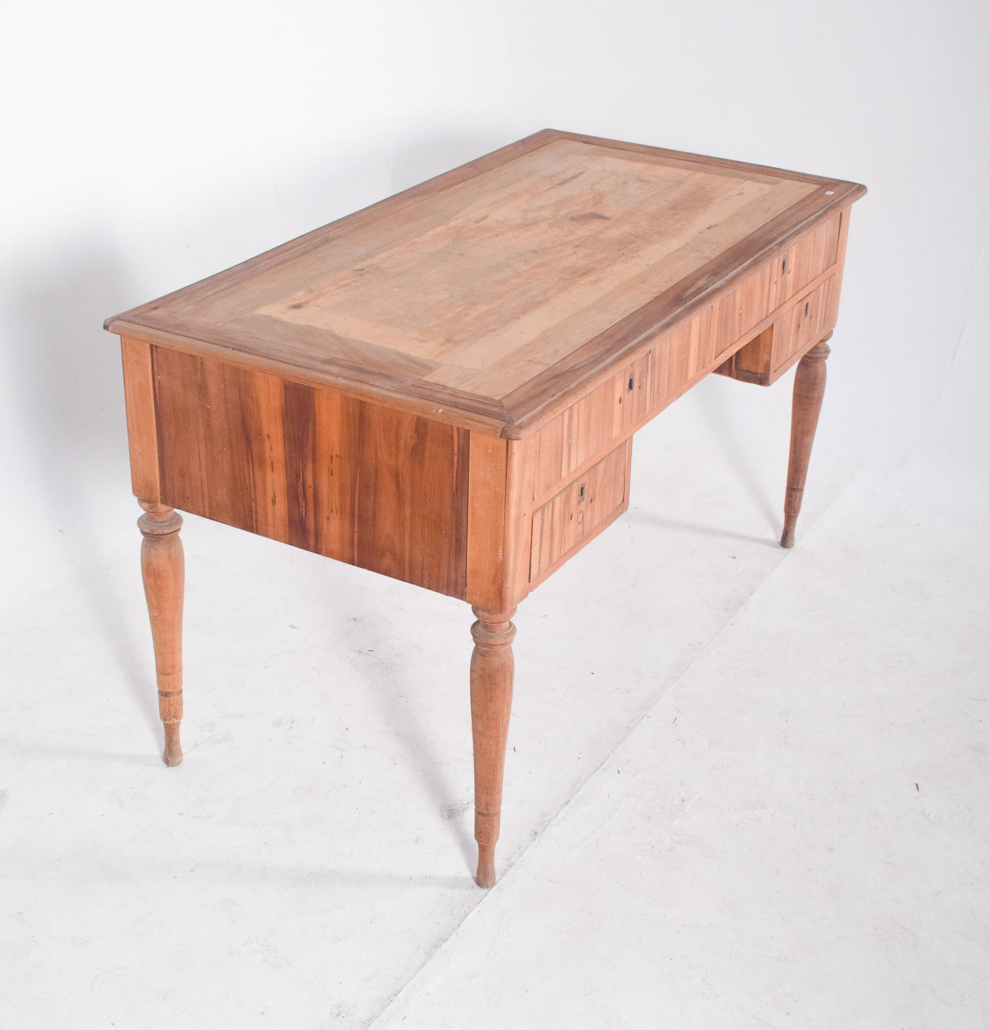 20th Century Portuguese Romantic Desk For Sale 3