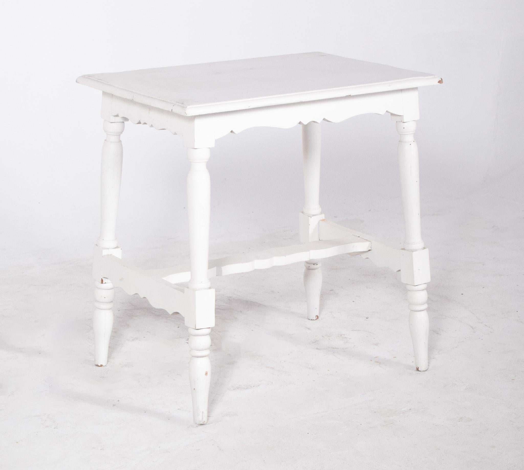 Other 20th Century Portuguese White Painted Coffee Table For Sale