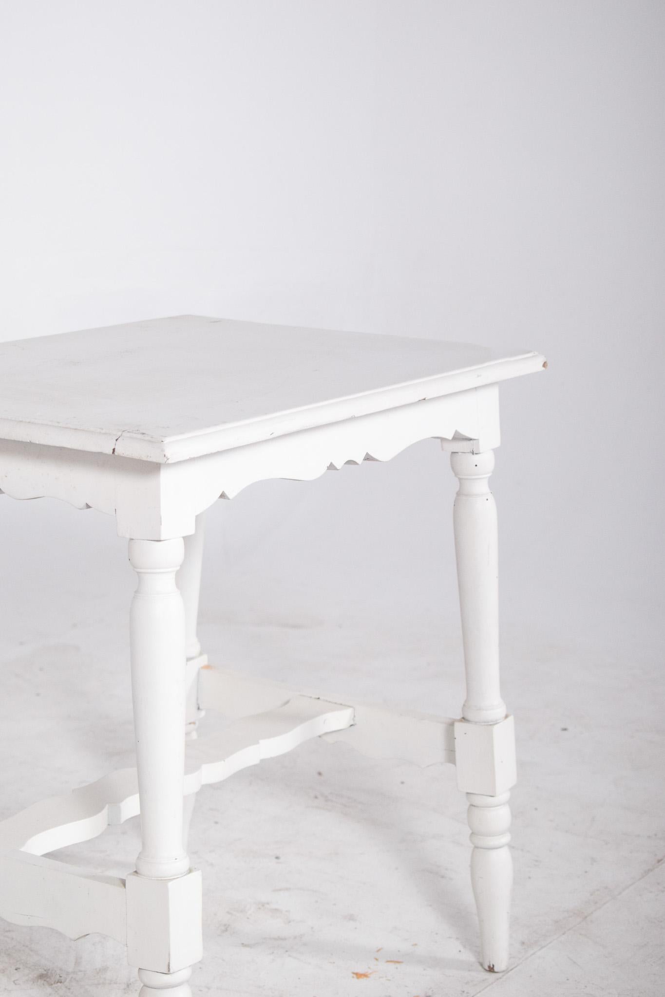 20th Century Portuguese White Painted Coffee Table For Sale 1