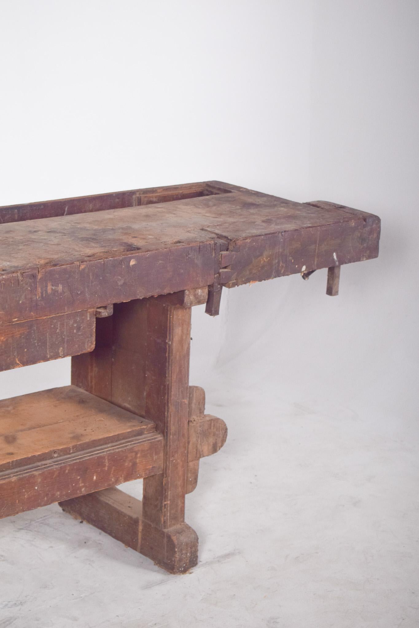 20th-Century Portuguese Woodworker's Workbench In Good Condition For Sale In Lisboa, Lisboa