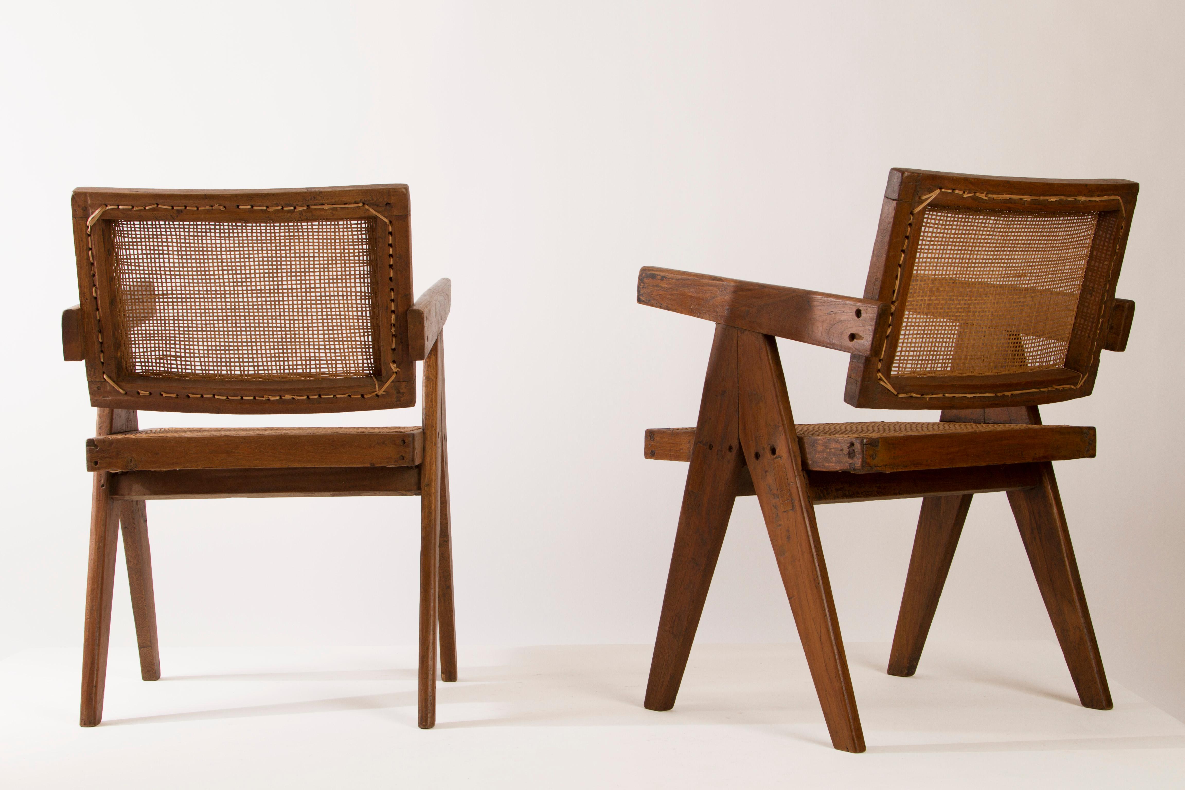 Pierre Jeanneret, pair of armchairs with floating back in East Indian Rosewood, seat and back is cane.
Provenance: Punjab University Administration Office and Architectural Offices, Chandigarh, India.