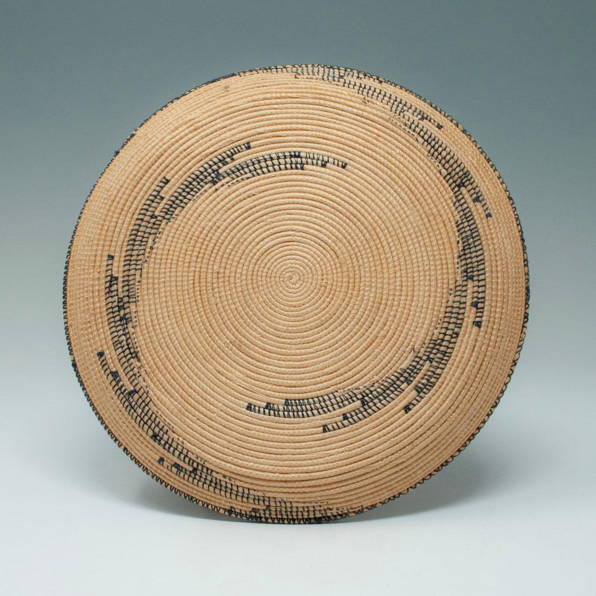 Hand-Woven 20th Century Presentation Tray, Agakoko, Tutsi People, Burundi or Rwanda For Sale