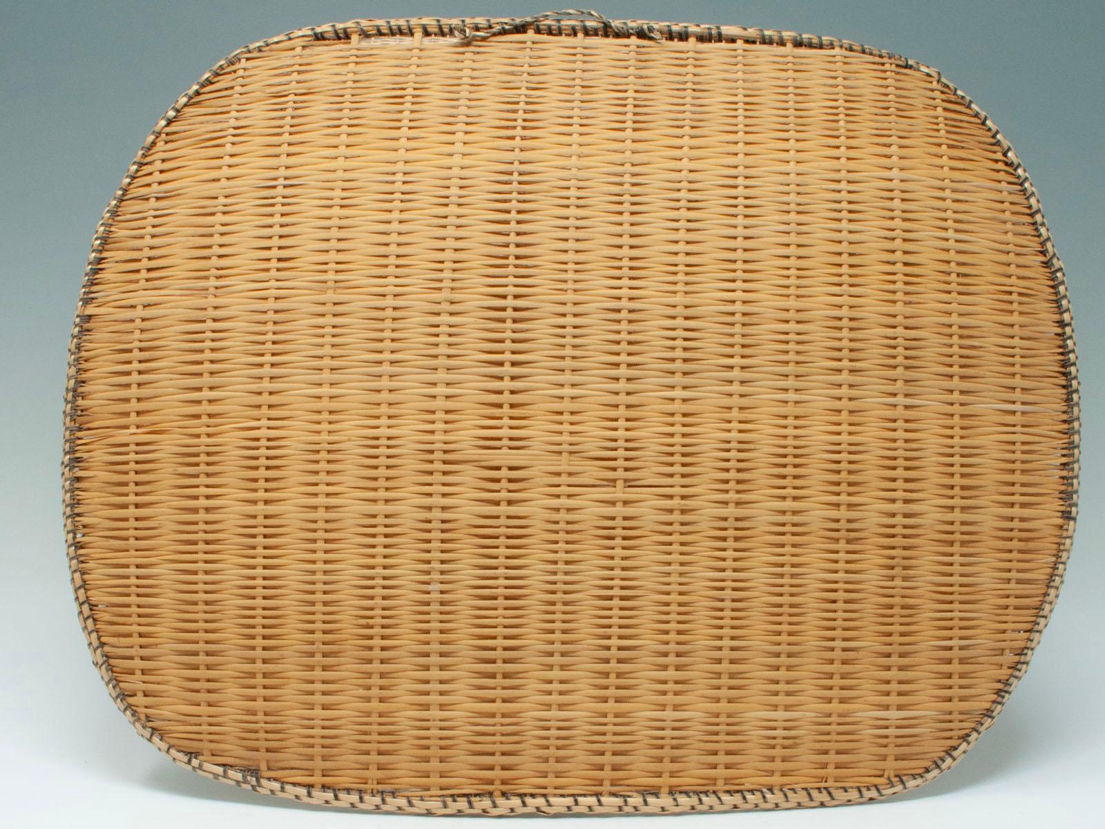 Hand-Woven 20th Century Presentation Tray, Agakoko, Tutsi People, Burundi or Rwanda For Sale