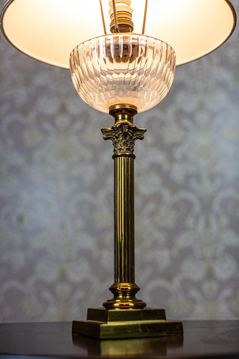 Lampe de bureau d'avant-guerre du XXe siècle avec abat-jour léger en vente 2