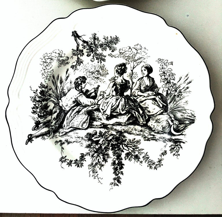 20th Century Printed Ceramic "Toile" Dinnerware Set of 10 Pieces For