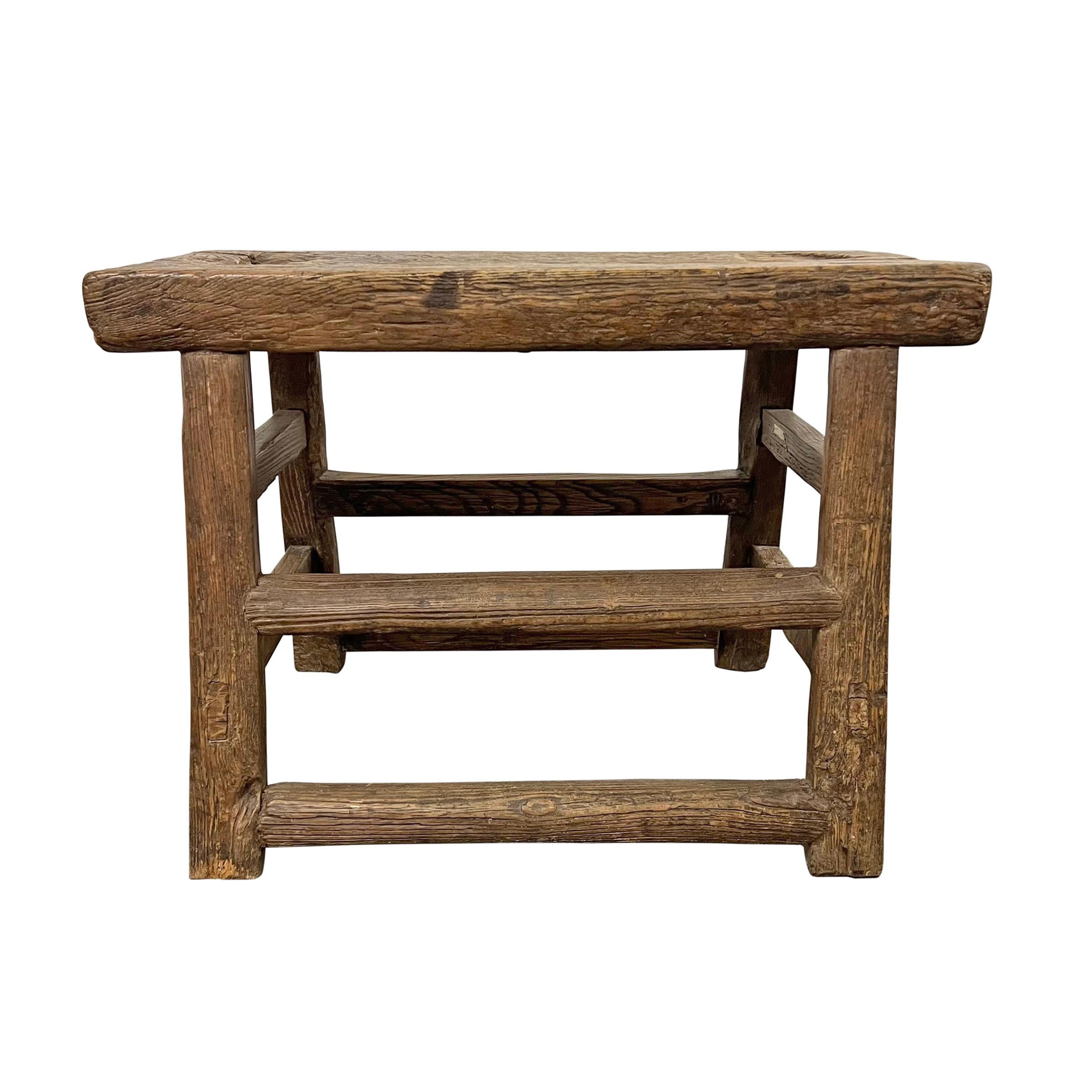 Rustique Tabouret ou table d'appoint chinoise provinciale du 20e siècle en vente