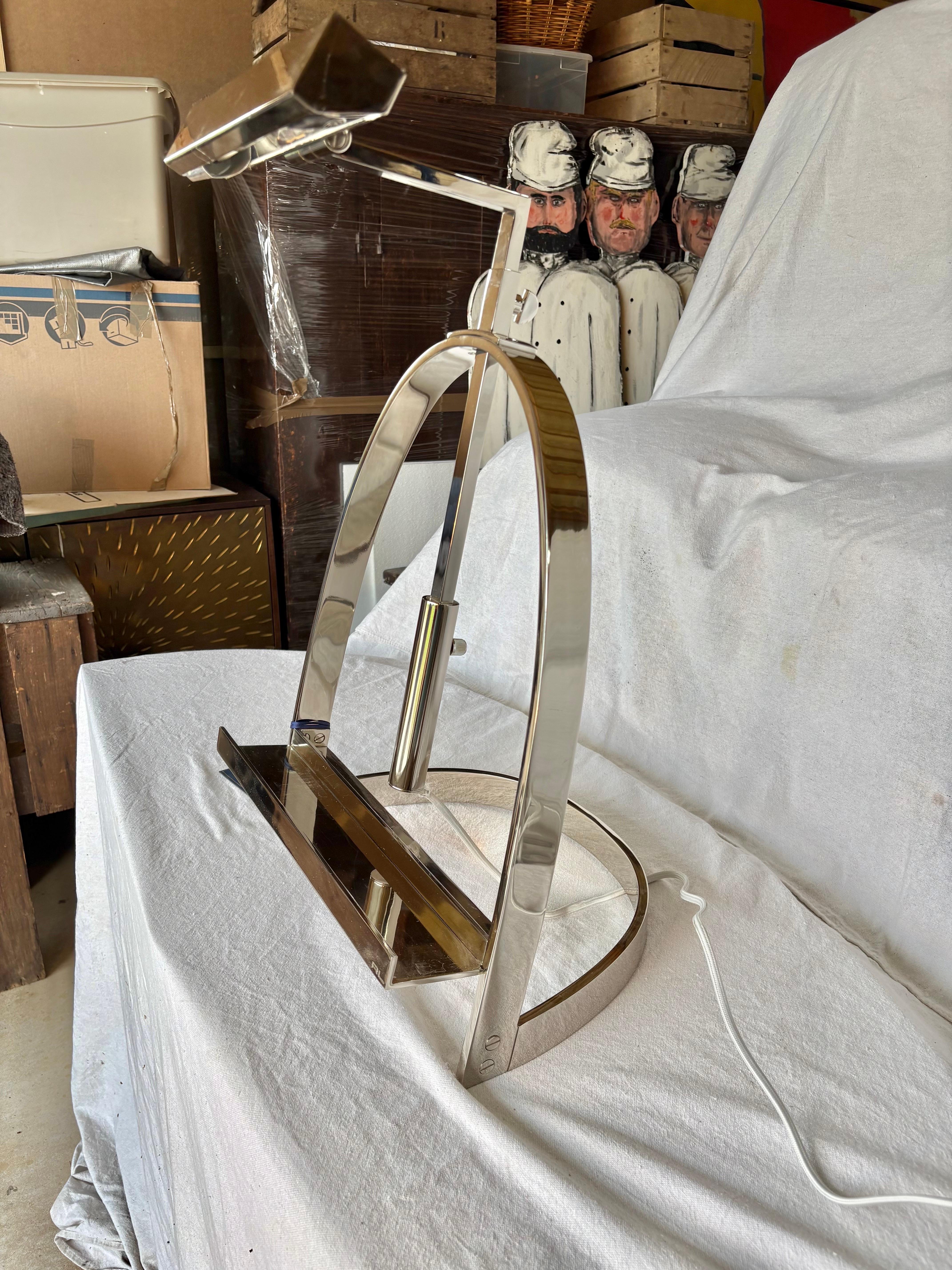 Lámpara de mesa de caballete cromada Ralph Lauren del siglo XX en Bueno estado para la venta en Burton, TX
