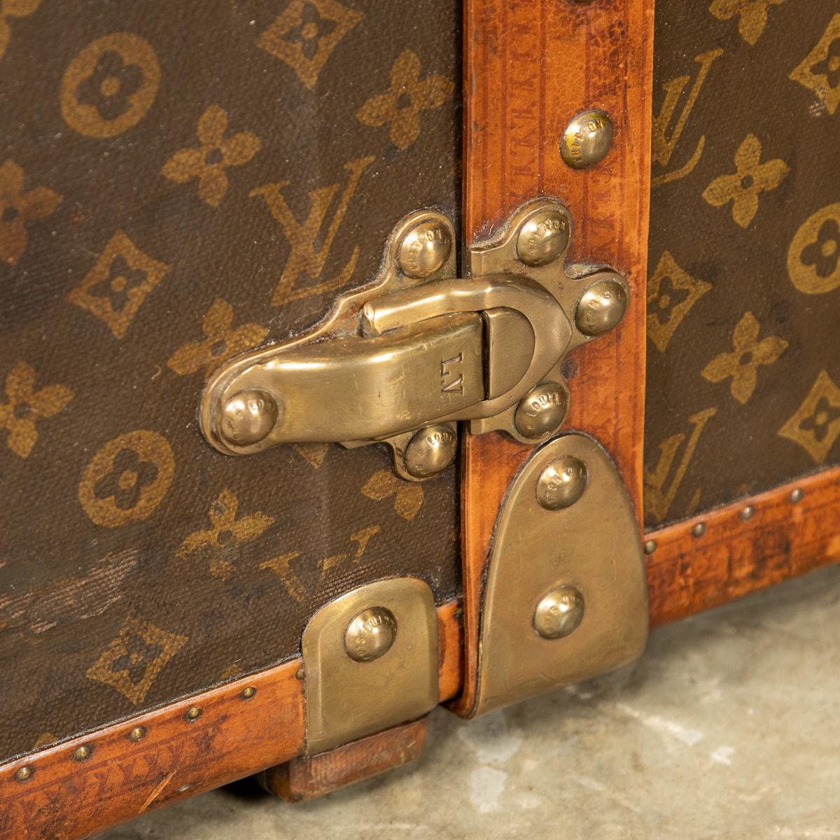 20th Century Rare Louis Vuitton Monogramed Library Trunk, C.1920 10