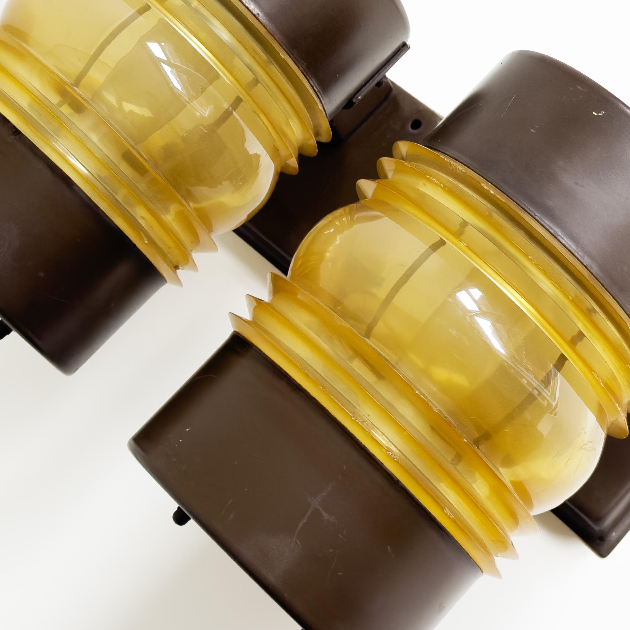 20th C. Rare Pair of Outdoor Wall sconces in Metal & Plexiglass, RAAK, 1960s For Sale 3