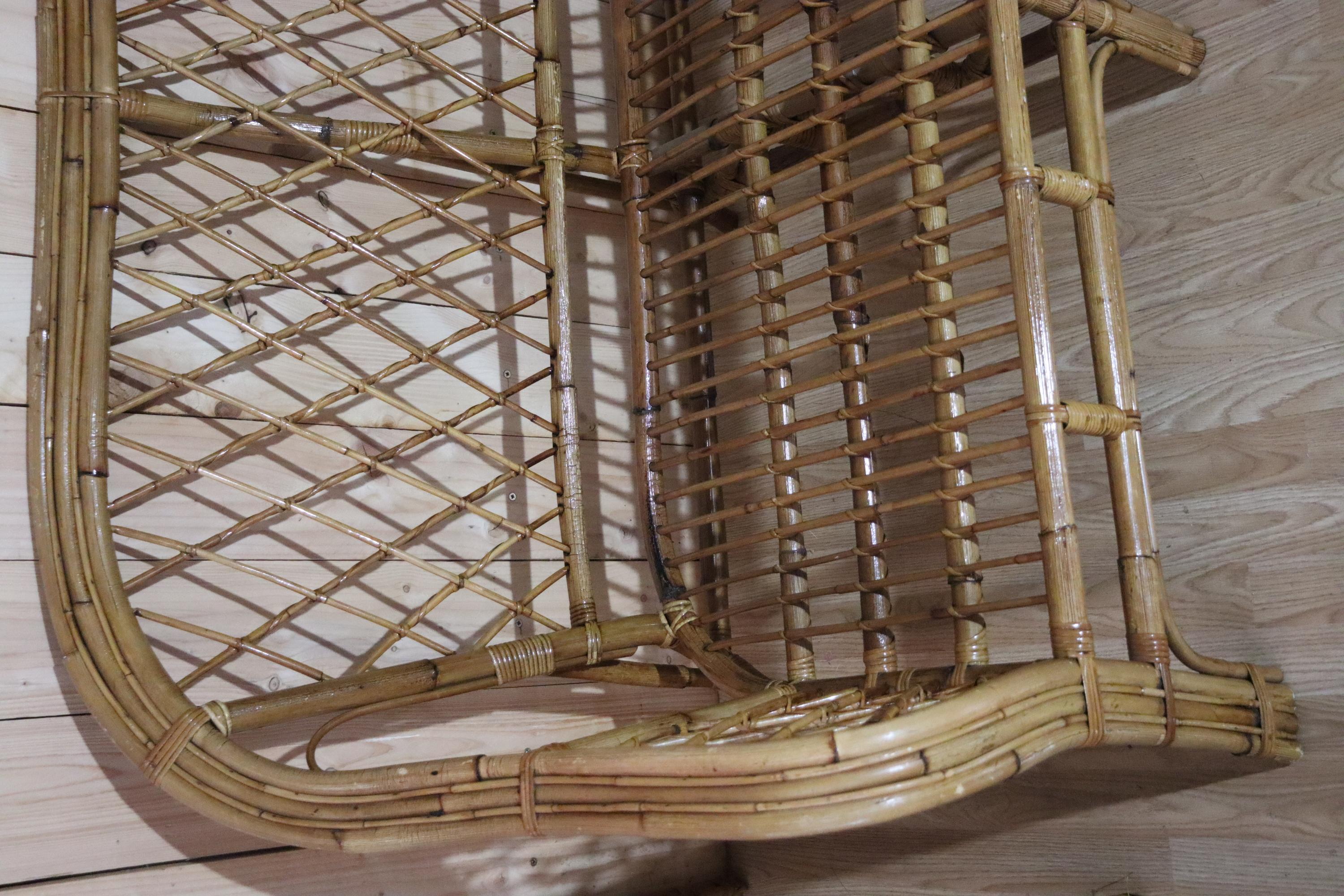 Divano angolare in rattan del XX secolo in vendita 6