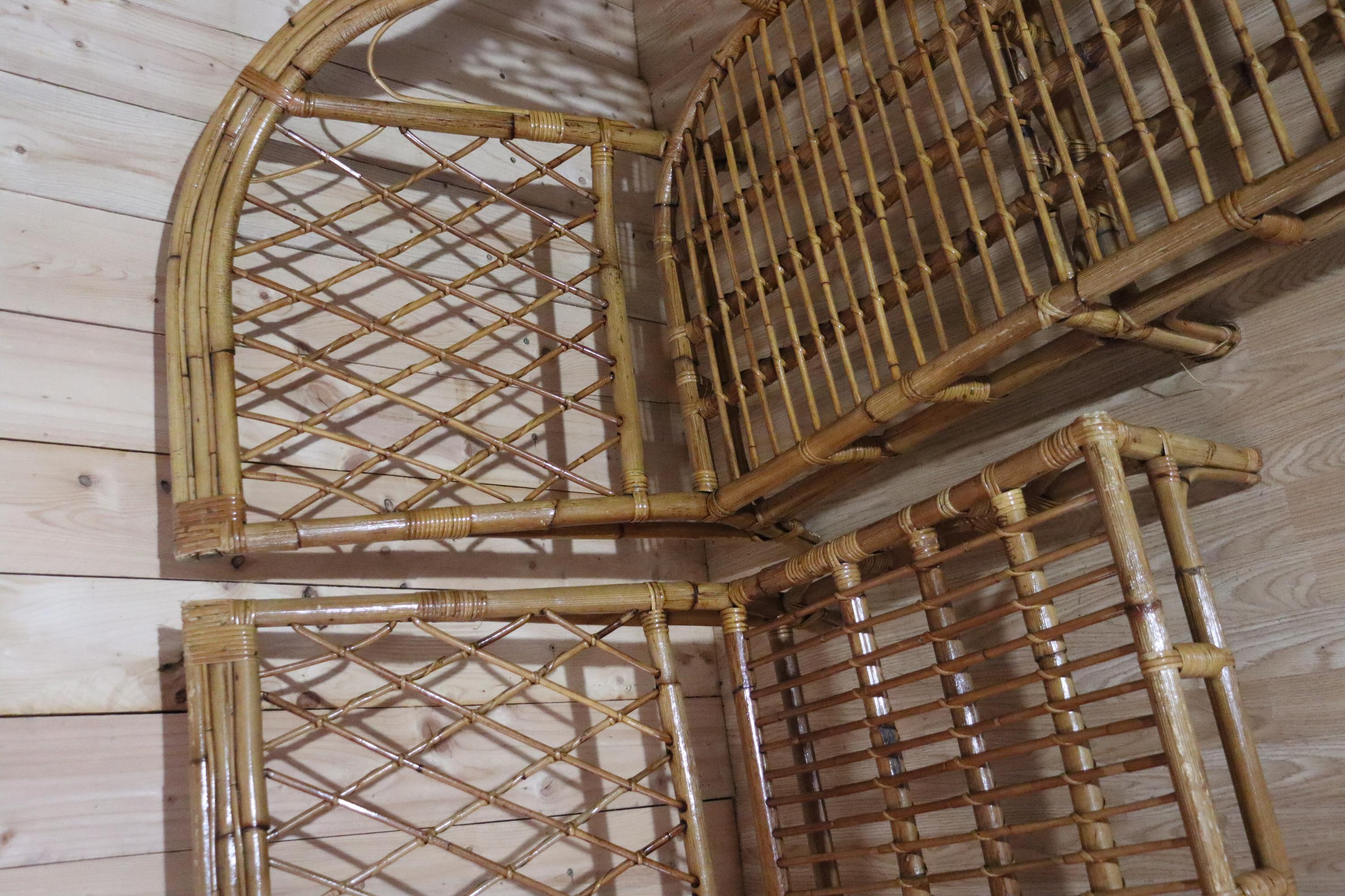 Divano angolare in rattan del XX secolo in vendita 9