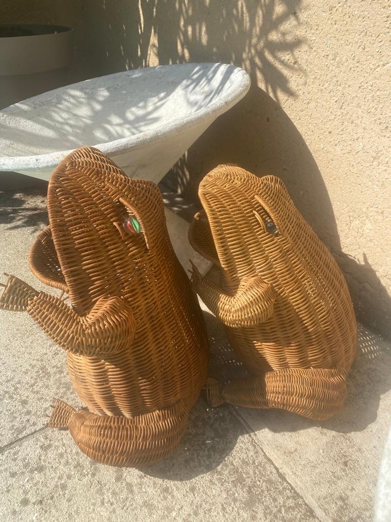 20th Century Rattan Frog Magazine Rack by Olivier Cajan 1960 In Good Condition In Saint Rémy de Provence, FR