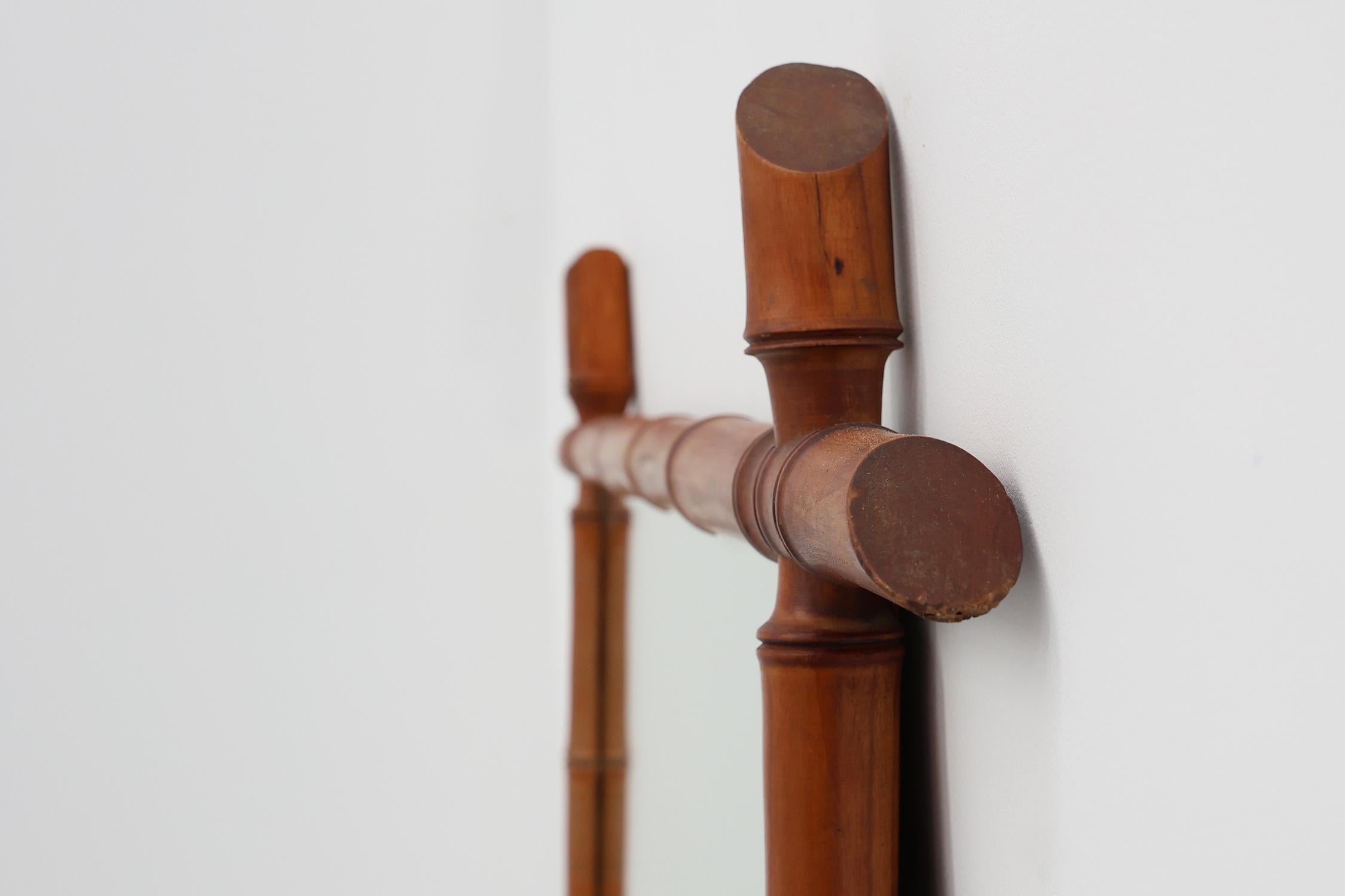 Miroir mural rectangulaire en faux bambou du 20e siècle, France ca. 1960 en vente 3