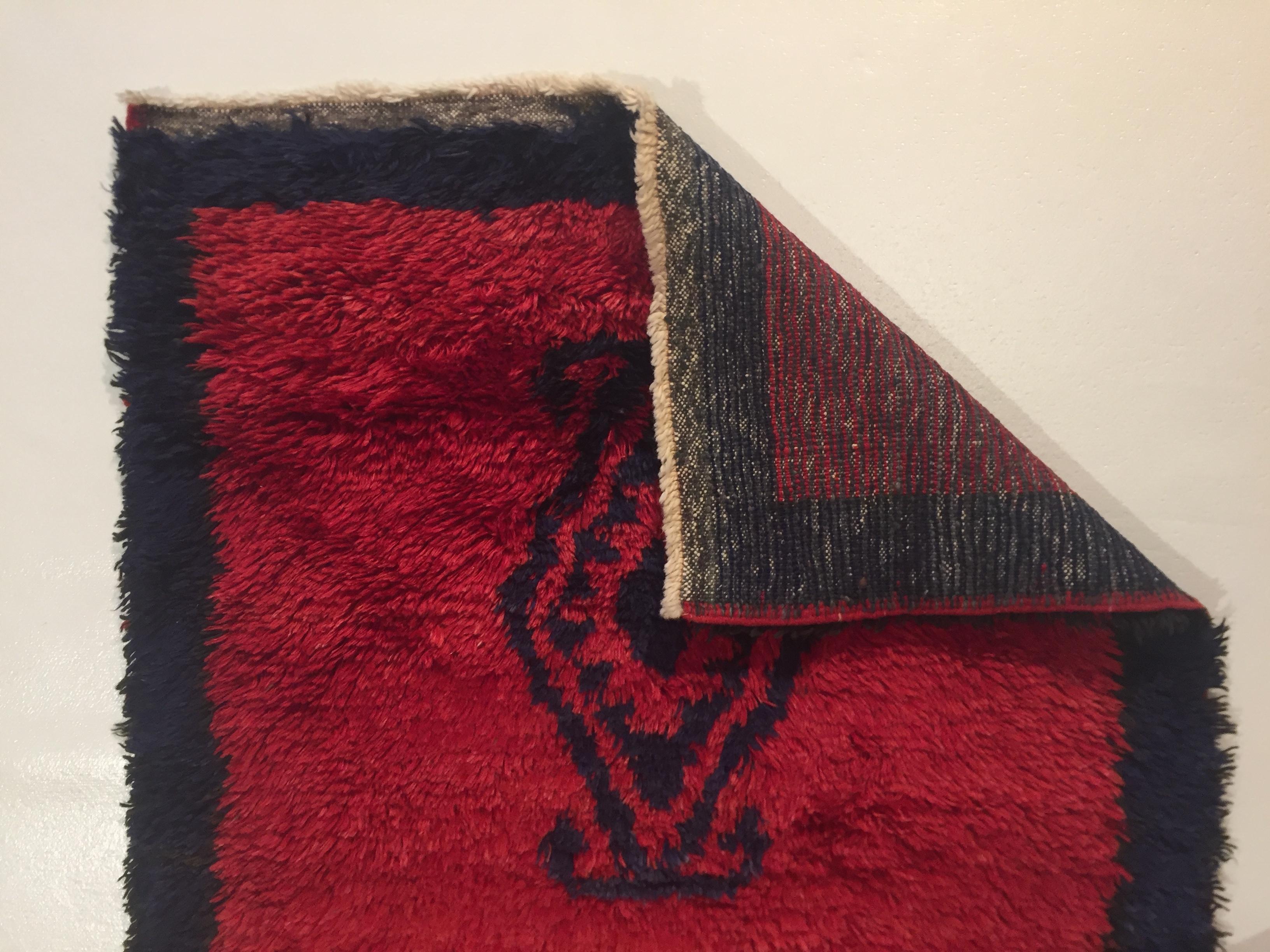 Hand-Knotted 20th Century Red and Black Wool Turkish Tribal Tulu Rug, 1960s For Sale
