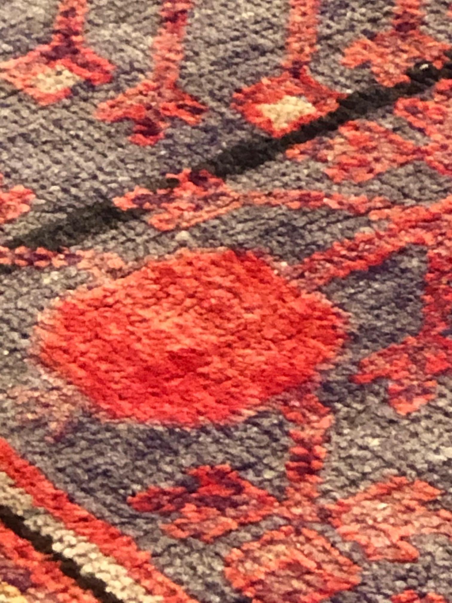 handgefertigter roter und brauner Granatapfel-Kothan-Teppich des 20. Jahrhunderts:: um 1900 3