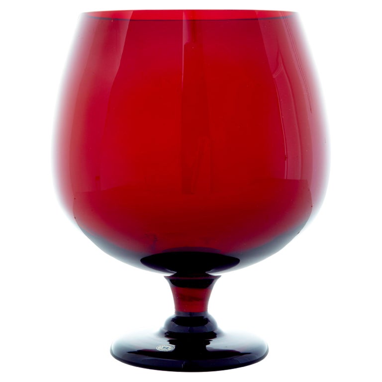 20th Century Red Art Glass Vase by Monica Bratt For Sale at 1stDibs