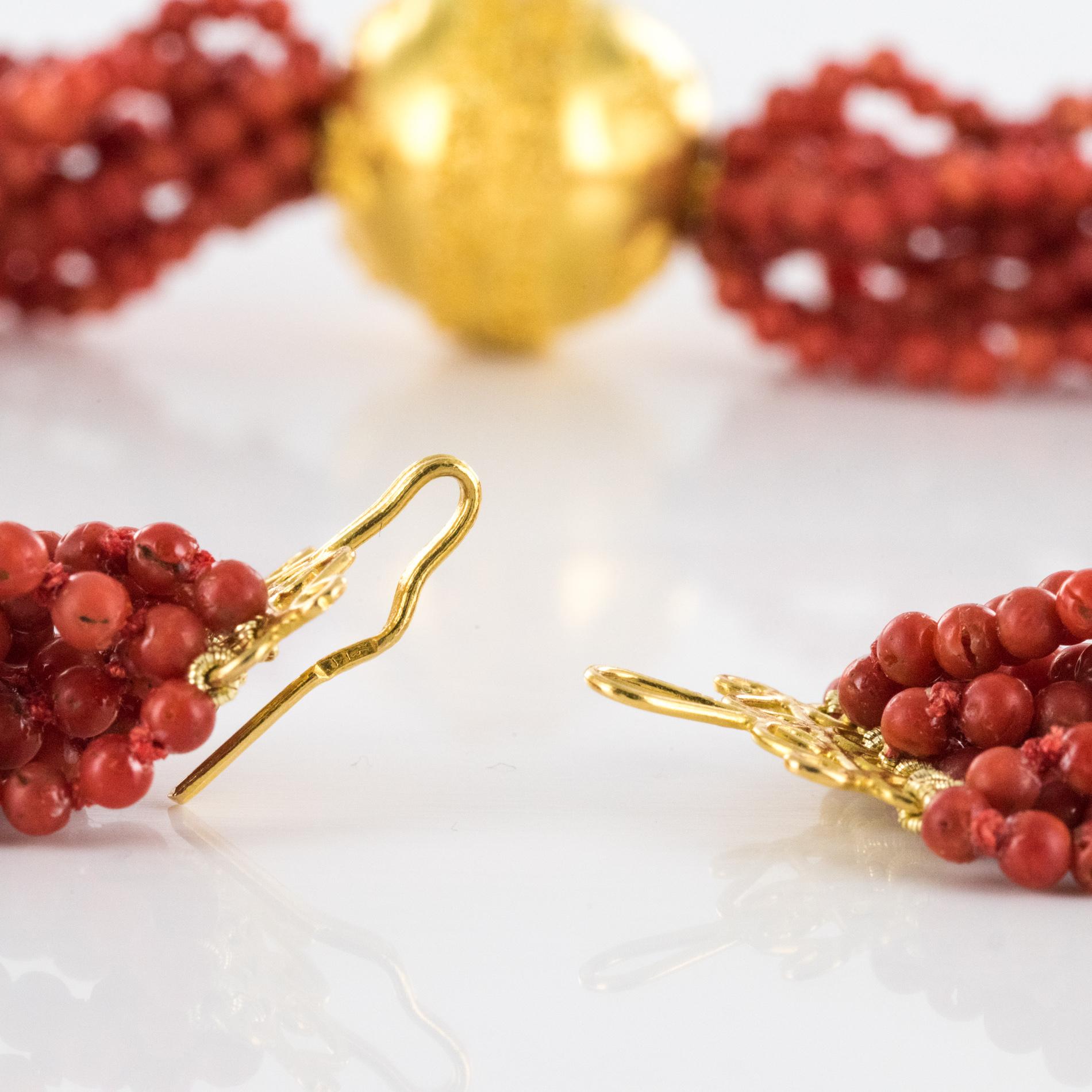 20th Century Red Coral Pearls 18 Karat Yellow Gold Chiseled Pearls Necklace 7