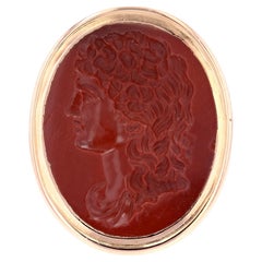 Anello in oro giallo 18 carati con incisione di diaspro rosso del XX secolo
