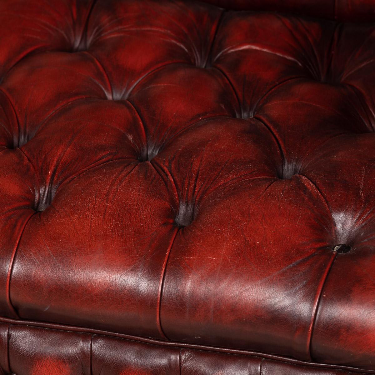 20th Century Red Leather Chesterfield Sofa with Button Down Seat, circa 1970 7