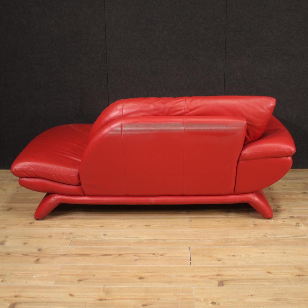 20th Century Red Leather Italian Modern Sofa Daybed, 1980 For Sale 1