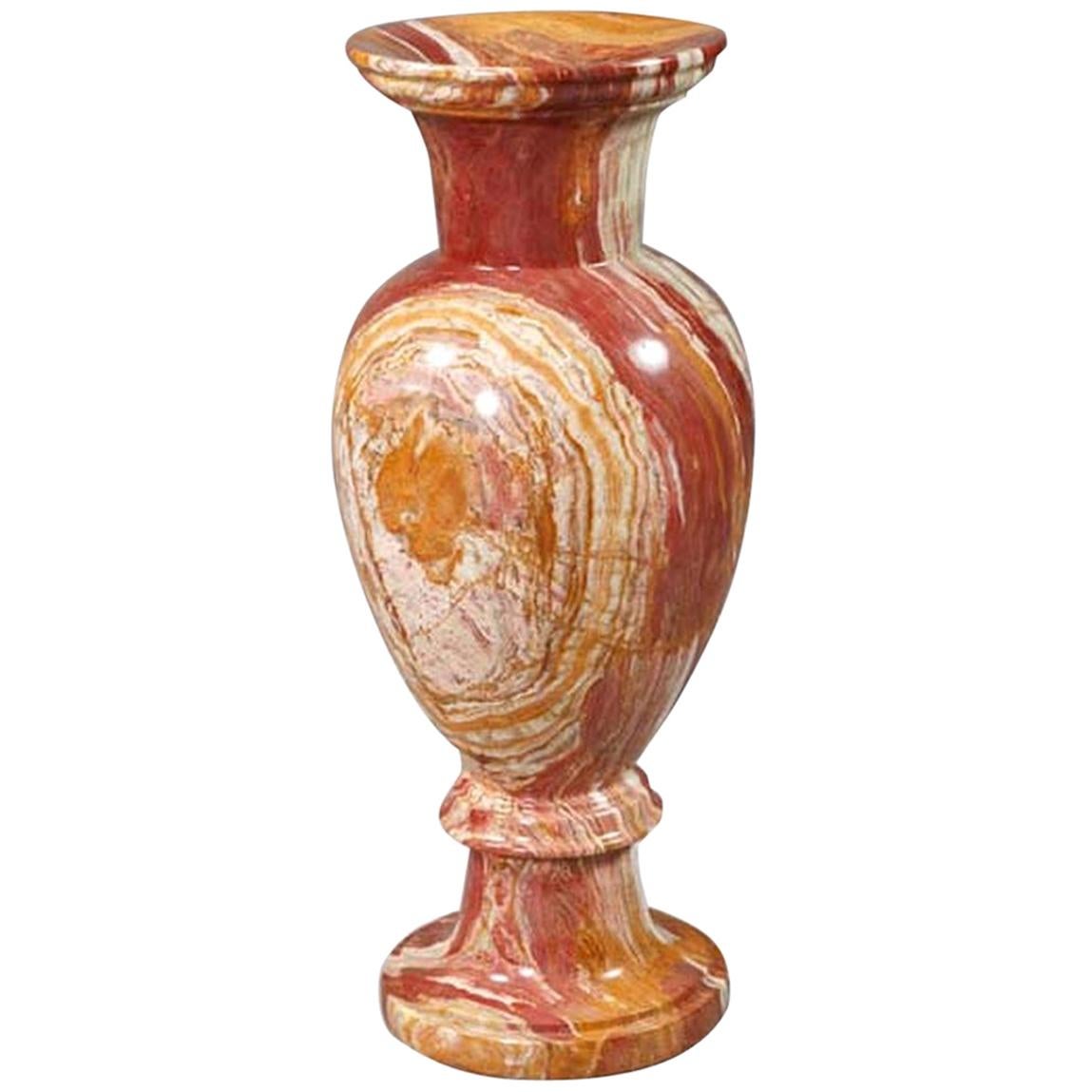 Vase en marbre rouge-onyx du 20e siècle