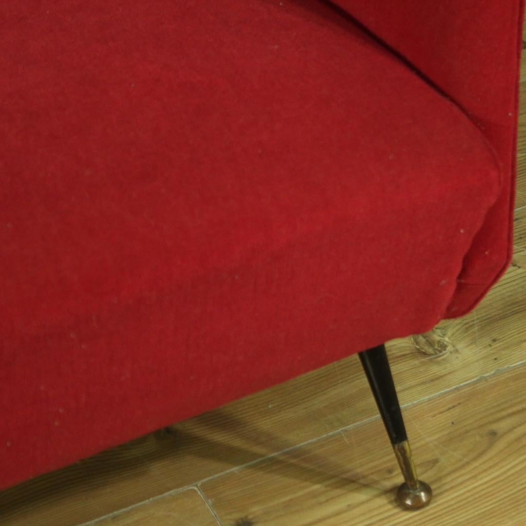 20th Century Red Velvet Italian Modern Sofa, 1960 For Sale 1