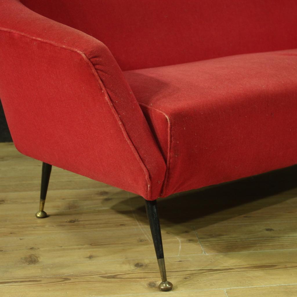 20th Century Red Velvet Italian Modern Sofa, 1960 For Sale 3