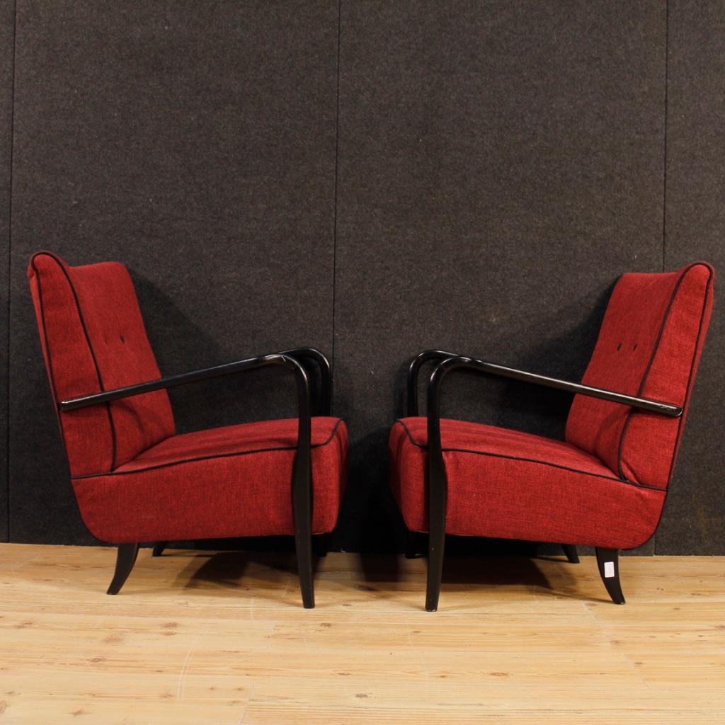 20th Century Red Wood and Fabric Italian Design Cassina Pair of Armchairs, 1950 (Stoff)