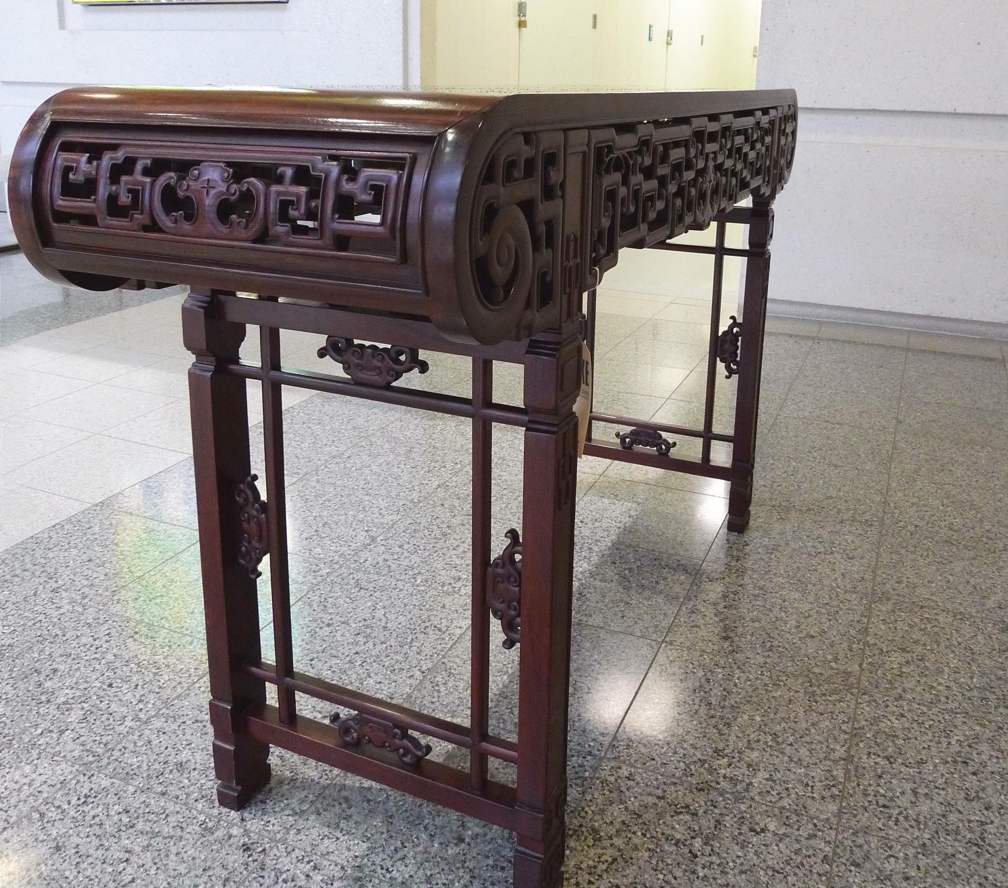 20th Century Refinished Elmwood Asian Altar Table 2