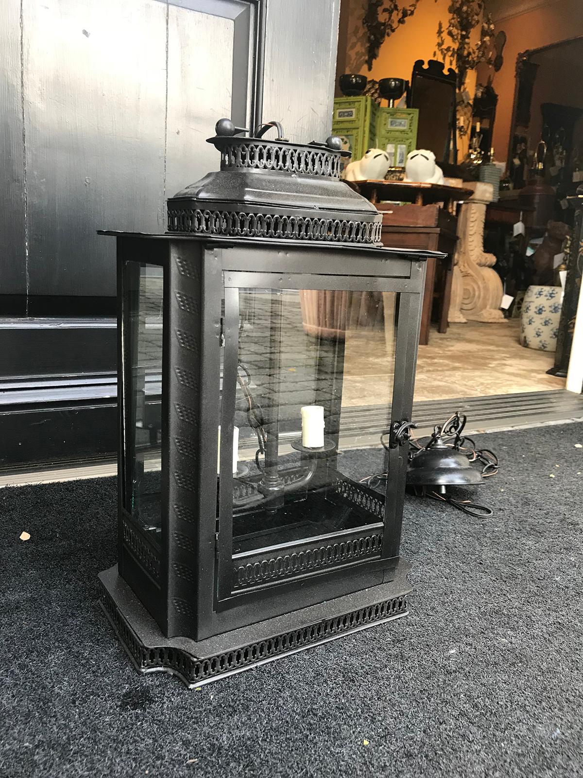 20th Century Regency Style Black Tole Lantern For Sale 8