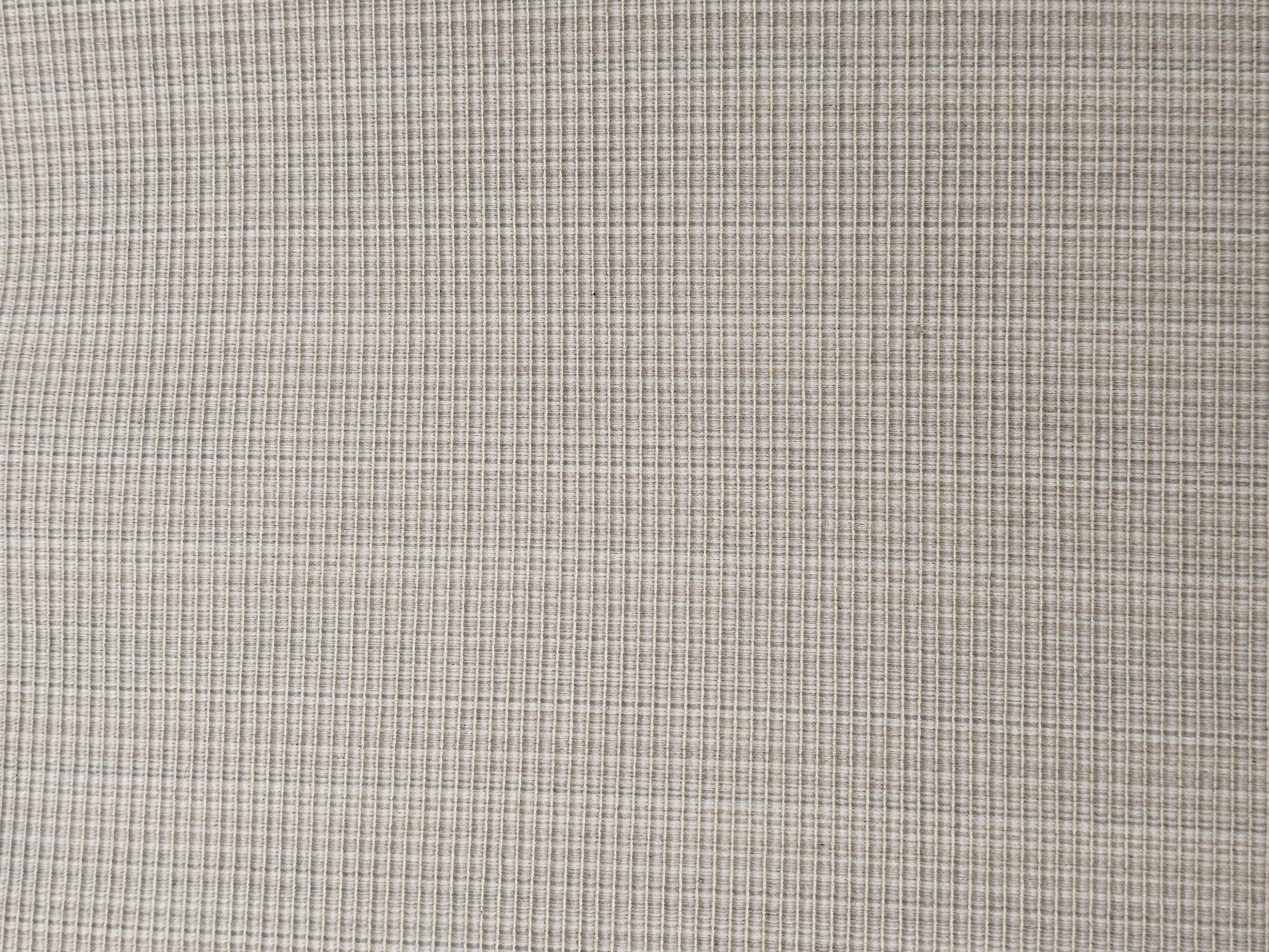 Fauteuil de style Upholstering du 20e siècle en faux bambou et tapissé à nouveau en vente 2