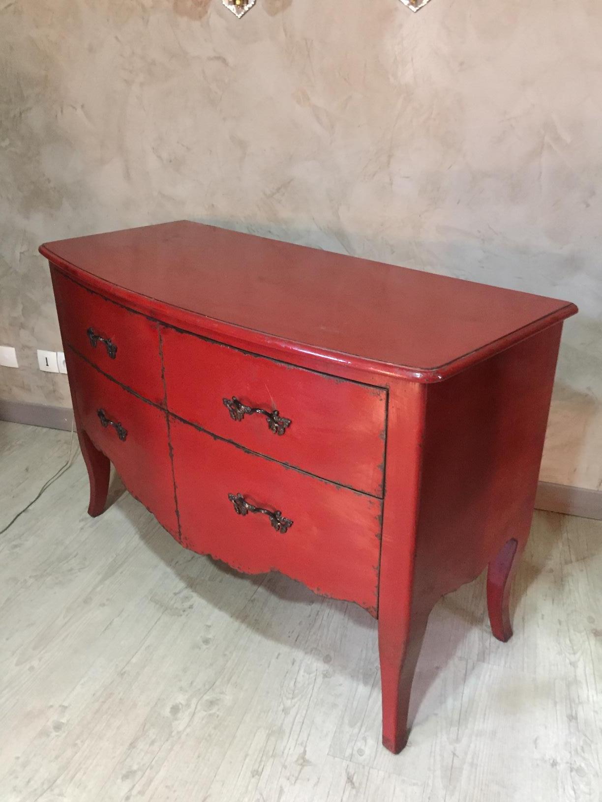 20th Century Regency Style Red Patinated Commode In Good Condition In LEGNY, FR